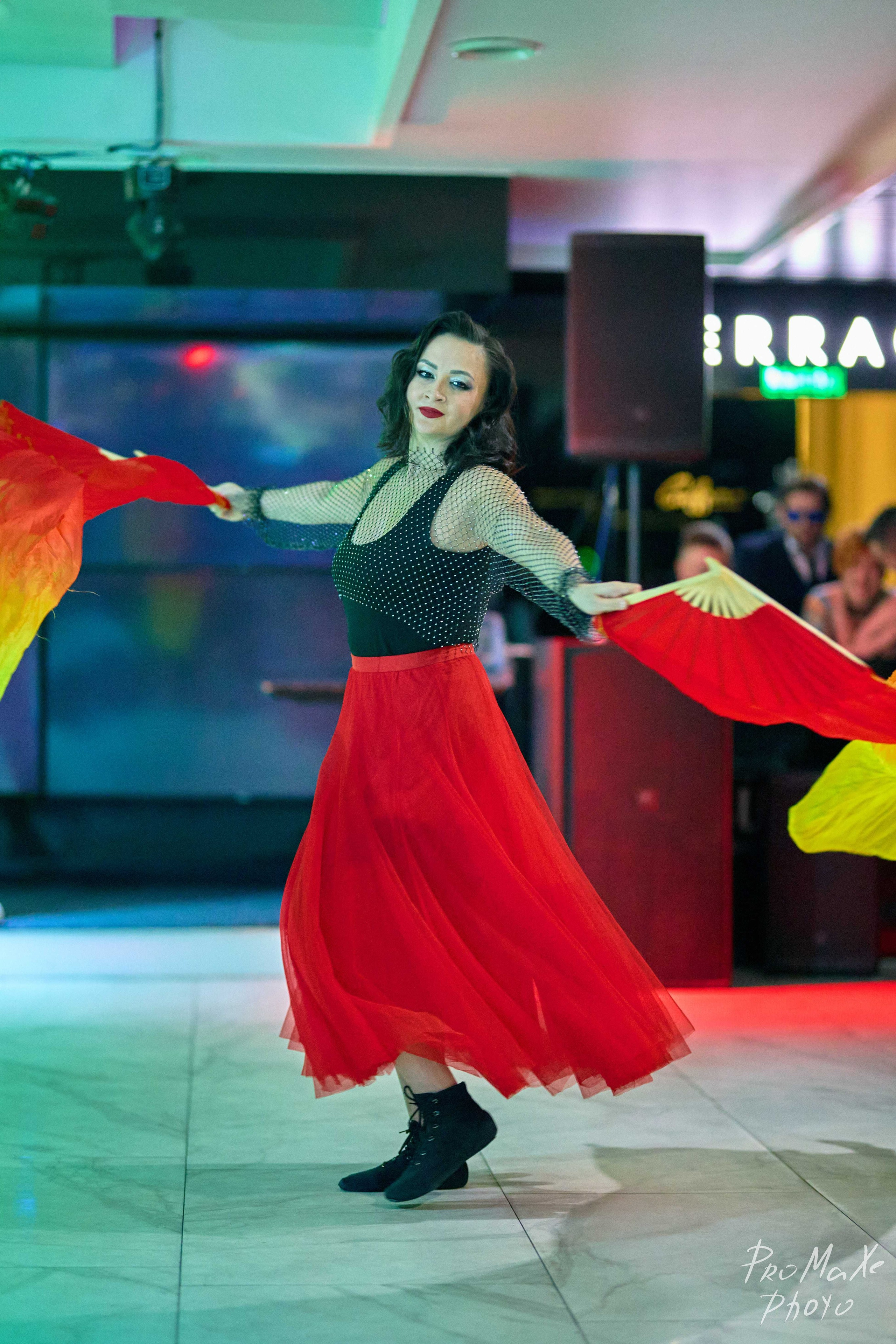 Зал КРАСА МАСС-МЕДИА ЧУВАШИИ. Владимир Суздалов (ProMaXe) — Портретный фотограф, тематические фотосессии в Чебоксарах