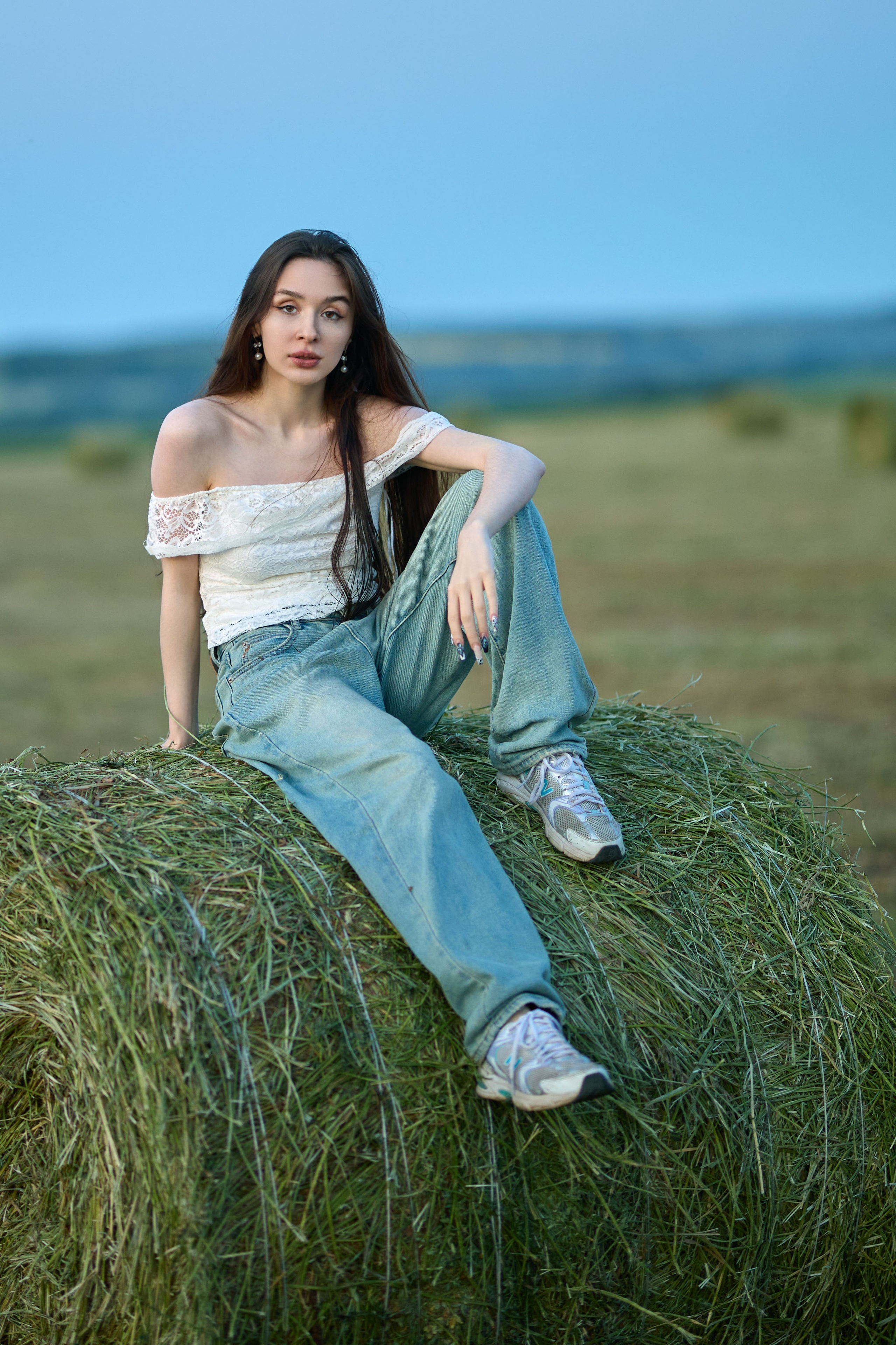 Фотосессия в пшеничном поле и с сеном. Чувашия, Чебоксары. Владимир Суздалов (ProMaXe) — Портретный фотограф, тематические фотосессии в Чебоксарах