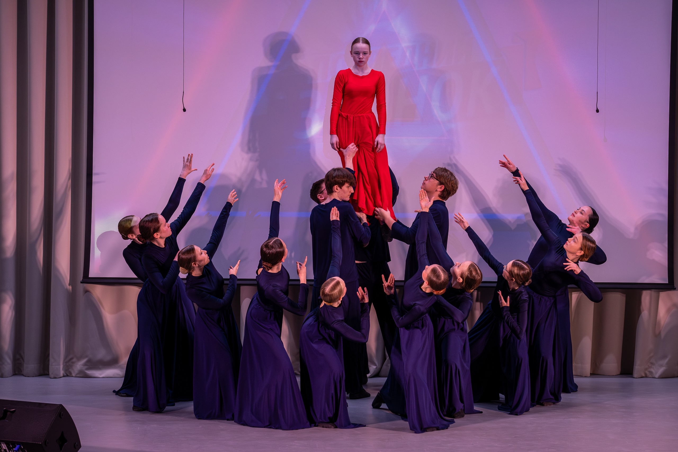 Фото и видео на выпускной в школе и детском саду. Свадебный, семейный видеограф и фотограф в Екатеринбурге Николай Рыков