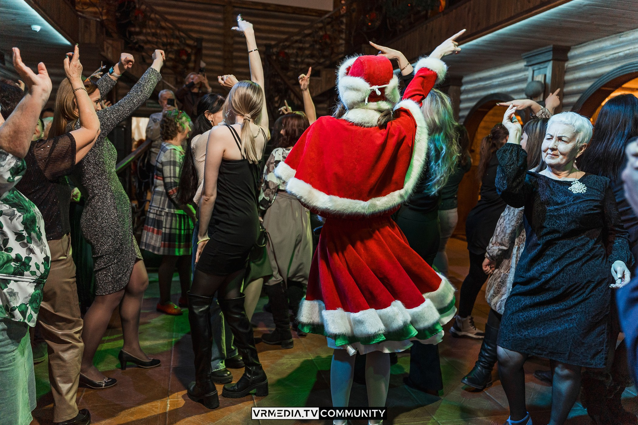 Новогодний вечер у «Петровича»