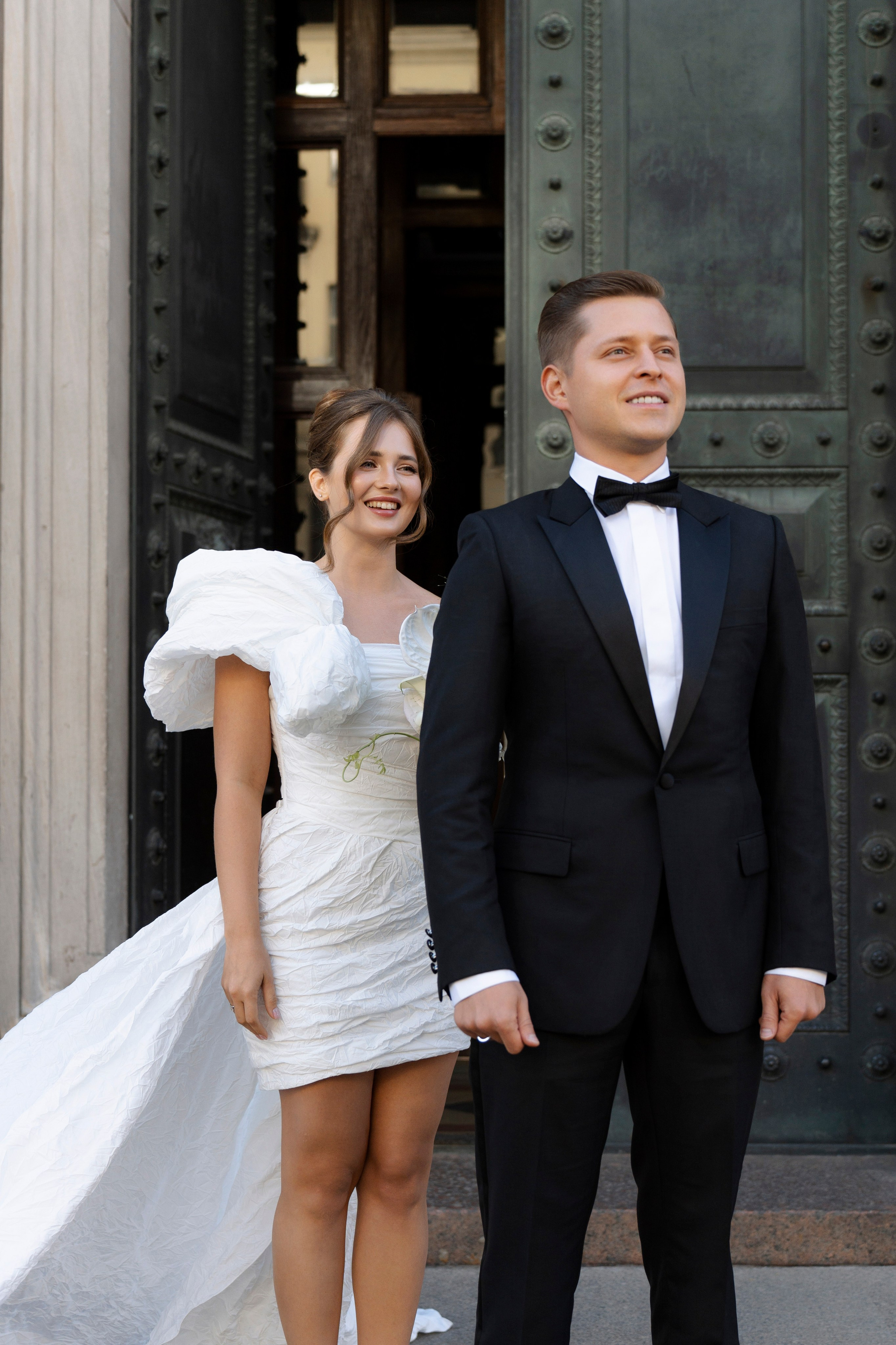 Настя и Лёша. Прогулка по Питеру. Катер. На цифру и плёнку. Свадебный фотограф Катерина Чулкова