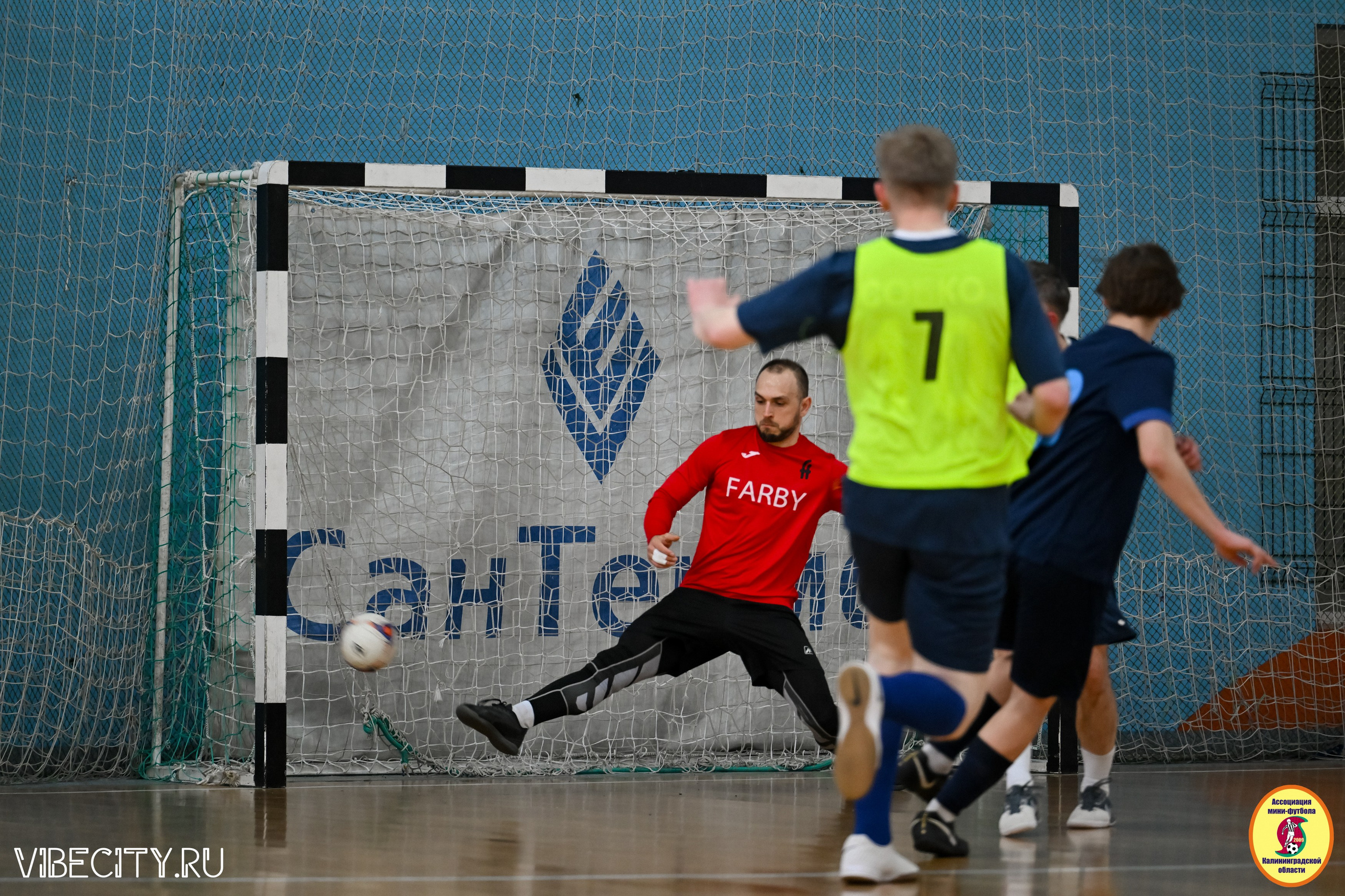 8 тур Корпоративной Бизнес-Лиги по футзалу. VIBECITY.RU Вайб Сити Ру Фоторепортажи Фотоотчеты Калининград