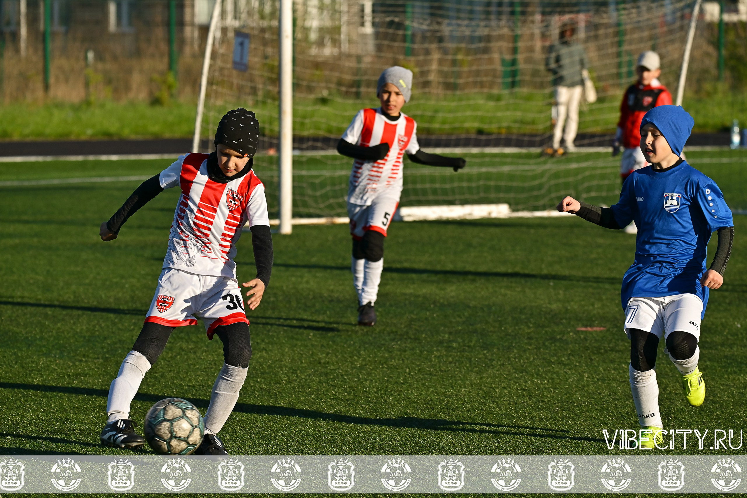 XIV ВСЕРОССИЙСКИЙ ФУТБОЛЬНЫЙ ФЕСТИВАЛЬ «ЗАГРУЗИ СЕБЯ ФУТБОЛОМ!». VIBECITY.RU Вайб Сити Ру Фоторепортажи Фотоотчеты Калининград