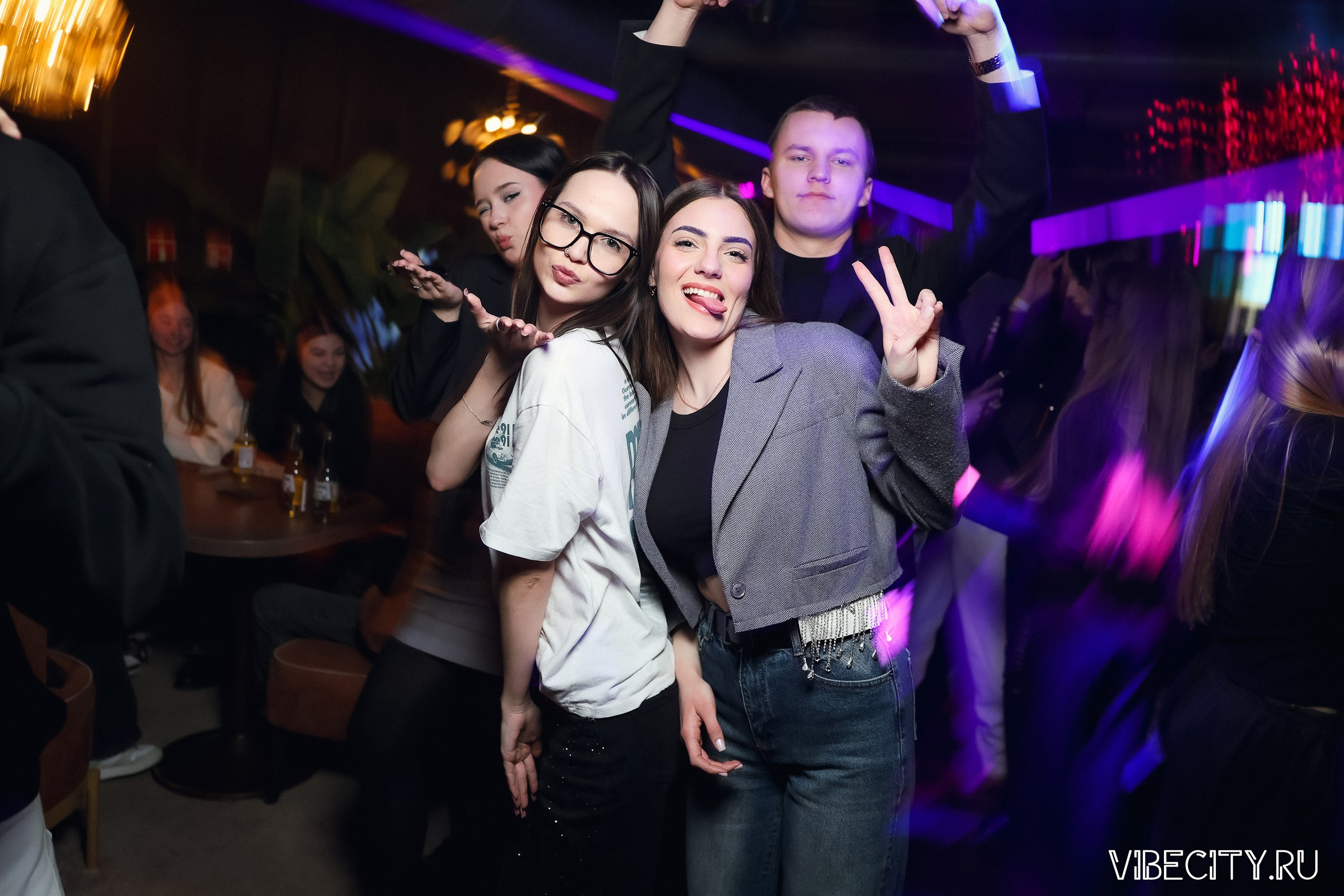 DOUBLE U. VIBECITY.RU Вайб Сити Ру Фоторепортажи Фотоотчеты Калининград