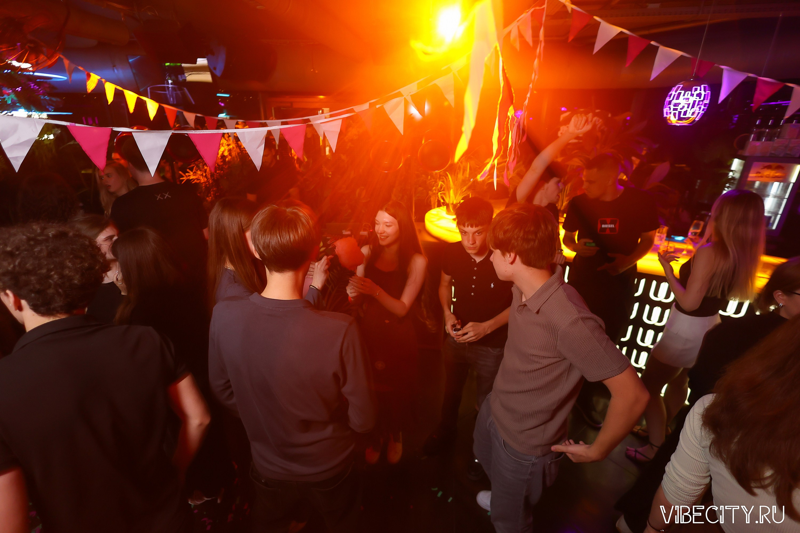 DOUBLE U. VIBECITY.RU Вайб Сити Ру Фоторепортажи Фотоотчеты Калининград