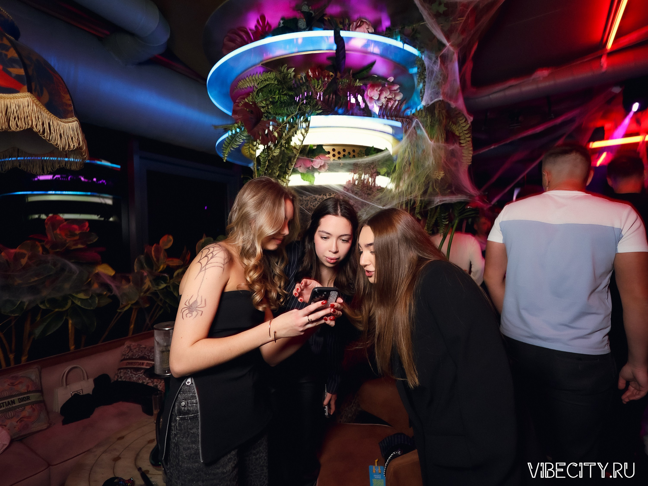 DOUBLE U. VIBECITY.RU Вайб Сити Ру Фоторепортажи Фотоотчеты Калининград