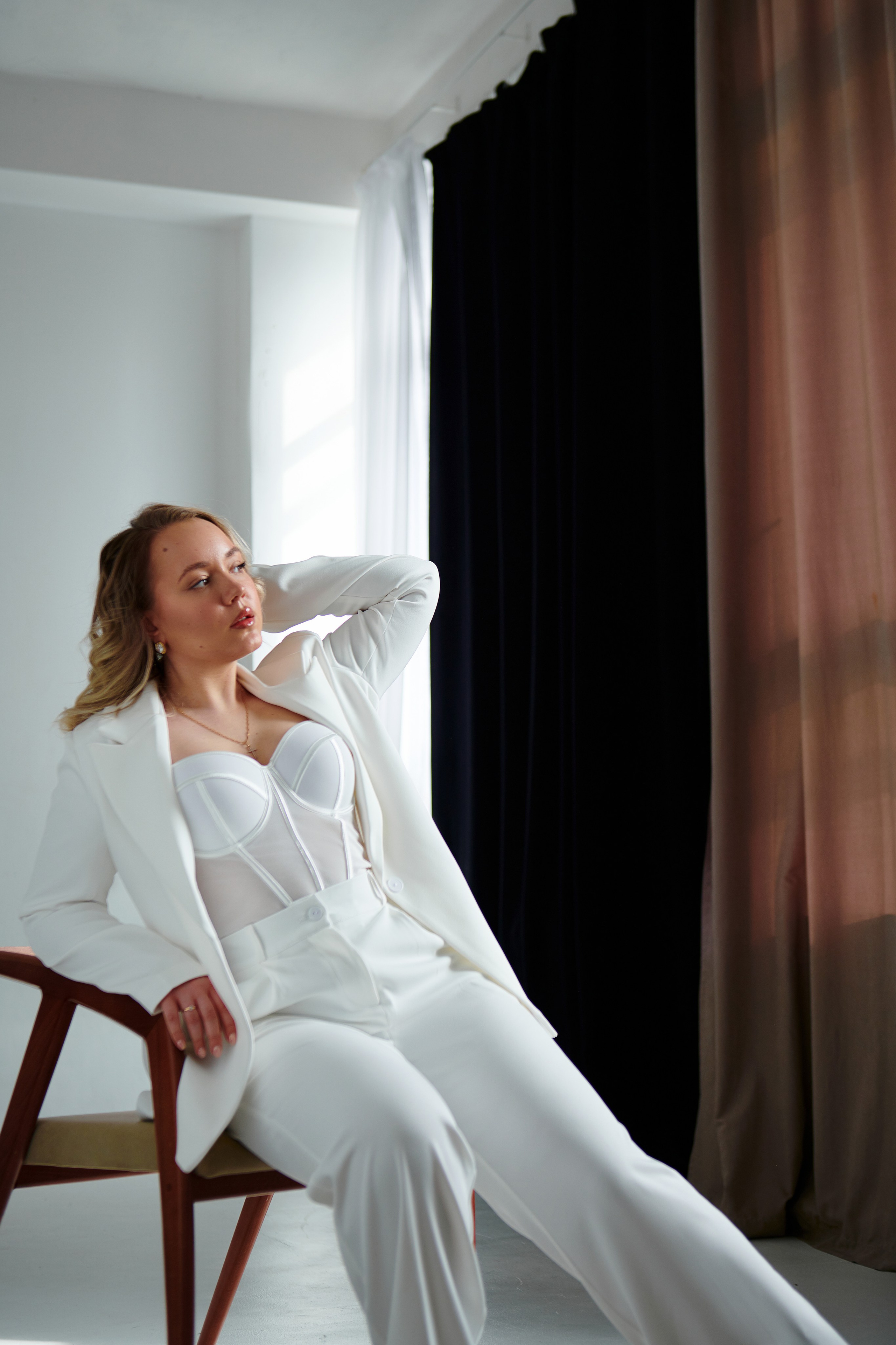 Фотосессия косметолога для инстаграм. Фотограф-визажист в Красноярске Алина Духновская