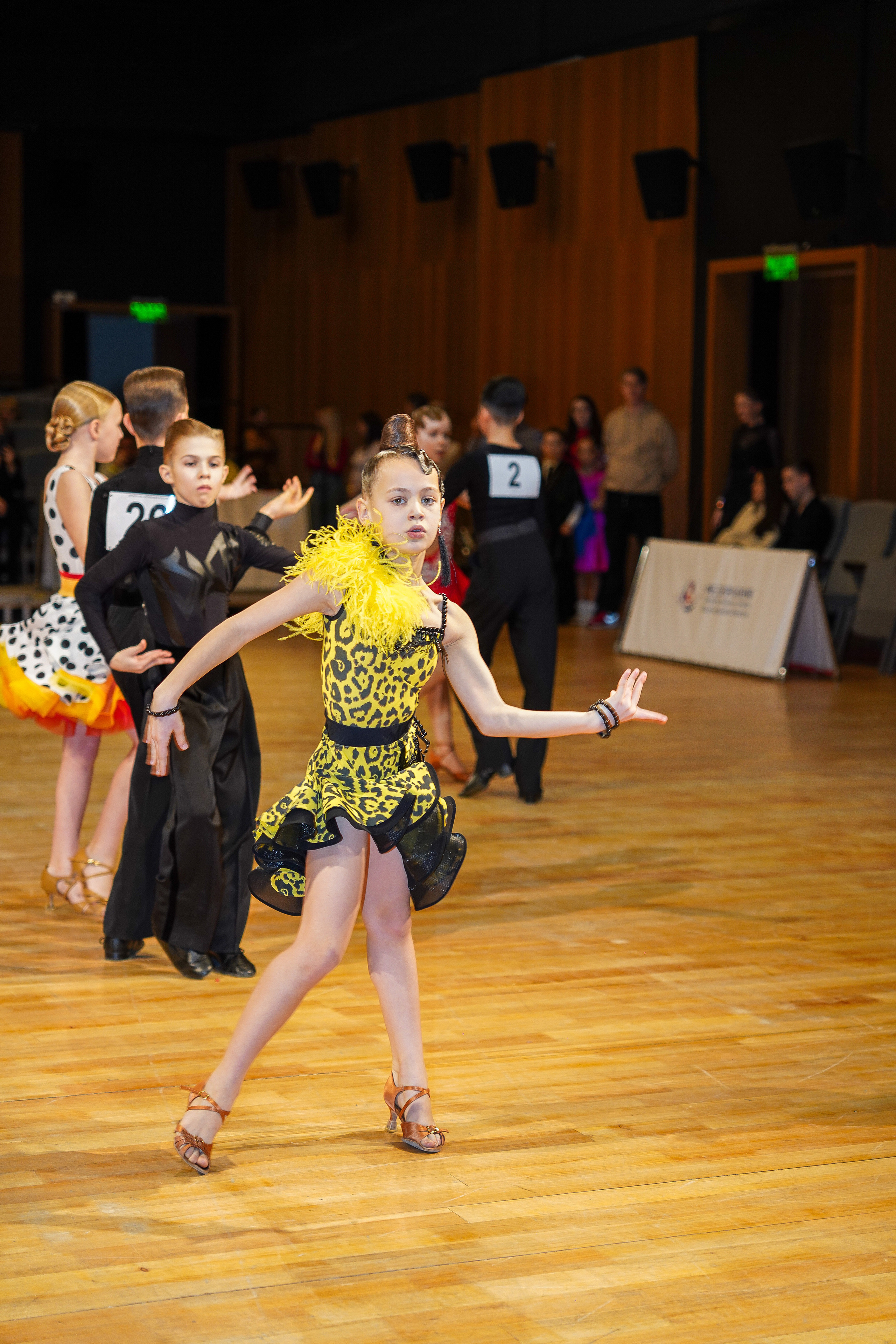 Репортажная фотосъемка танцев. Видеограф Алексей Жарков