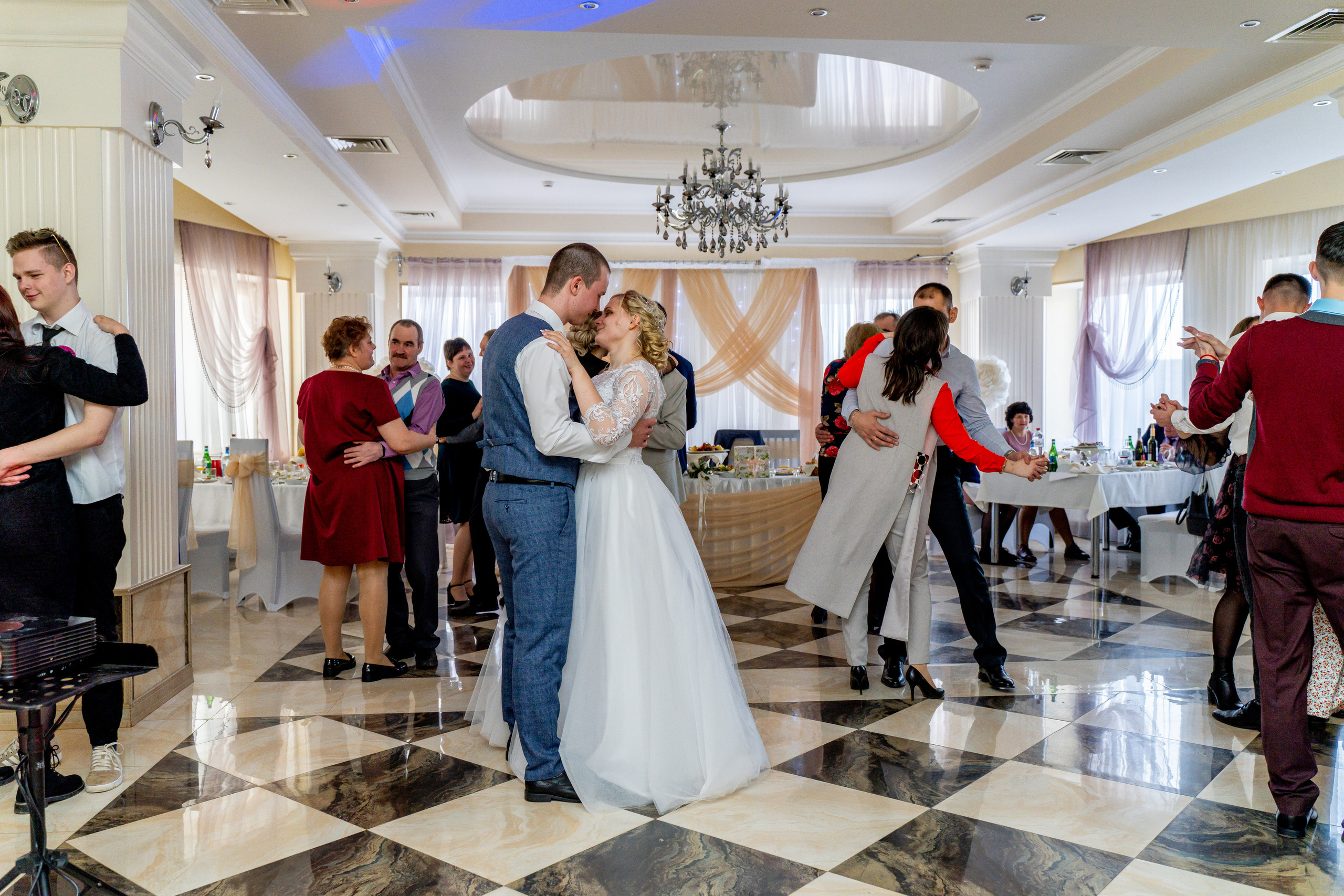 Свадьба — на всю Жизнь, фотографии — в вечность. Видеограф Алексей Жарков