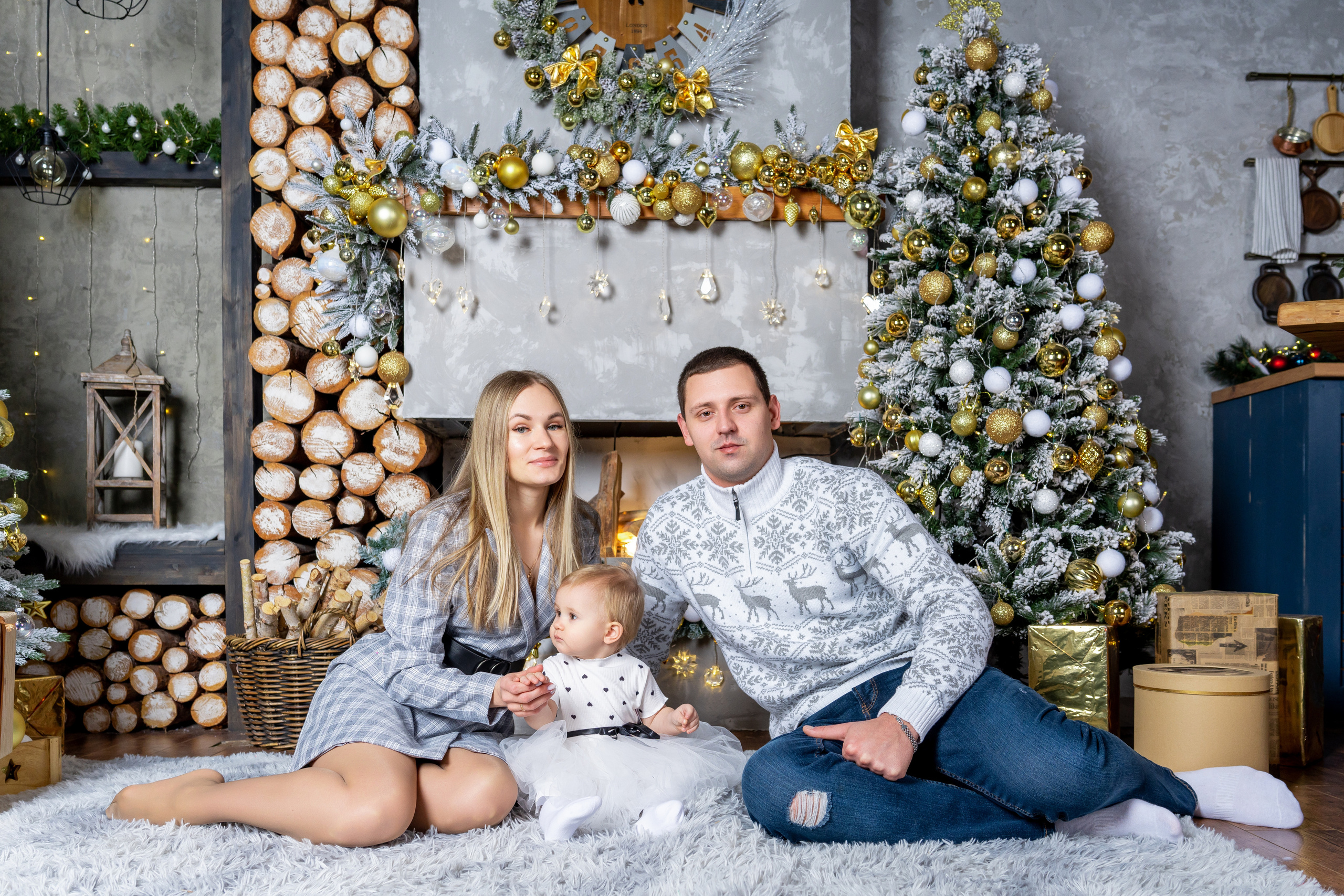 НОВОГОДНИЕ СТУДИЙНЫЕ ФОТОСЪЁМКИ. Видеограф Алексей Жарков