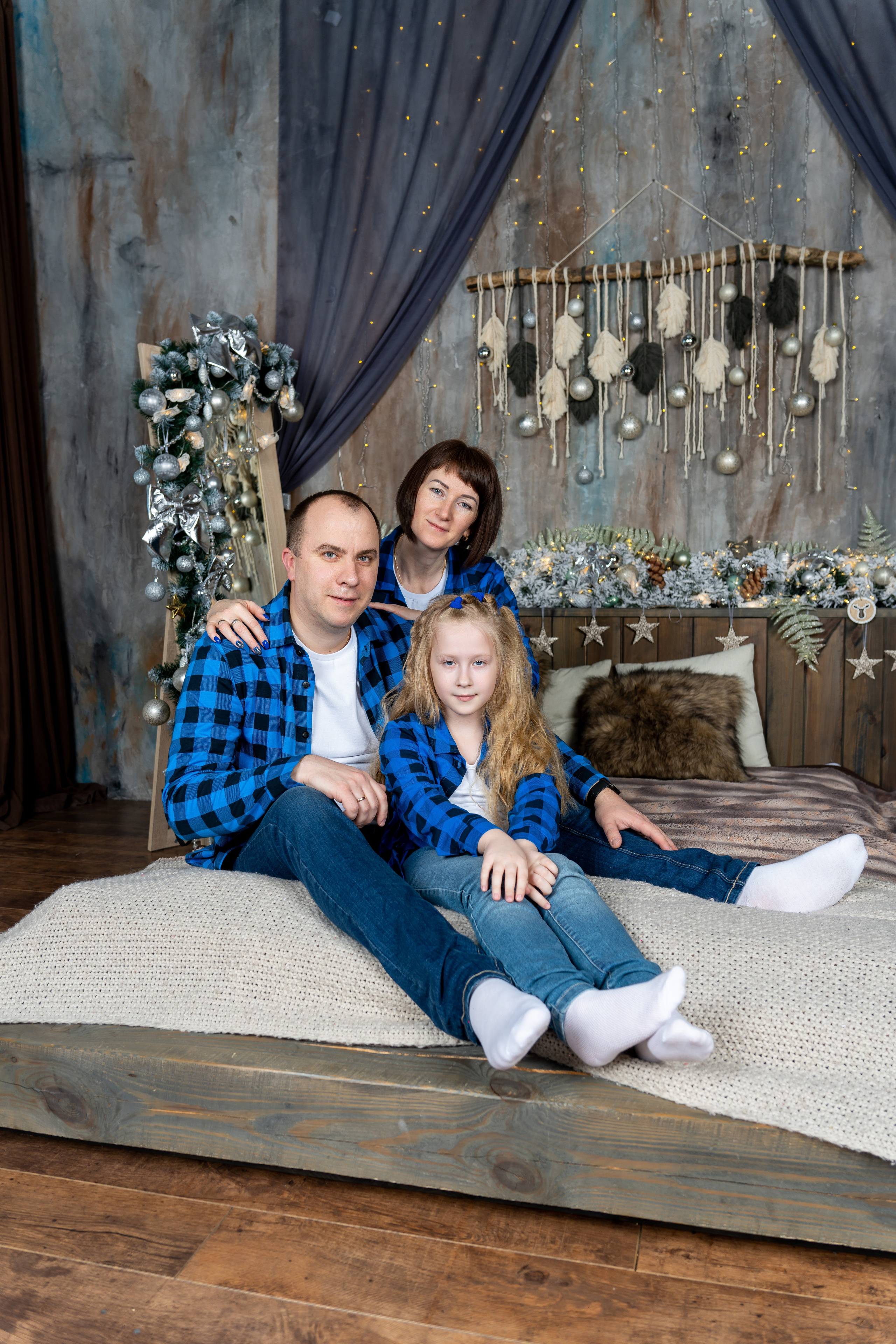 НОВОГОДНИЕ СТУДИЙНЫЕ ФОТОСЪЁМКИ. Видеограф Алексей Жарков