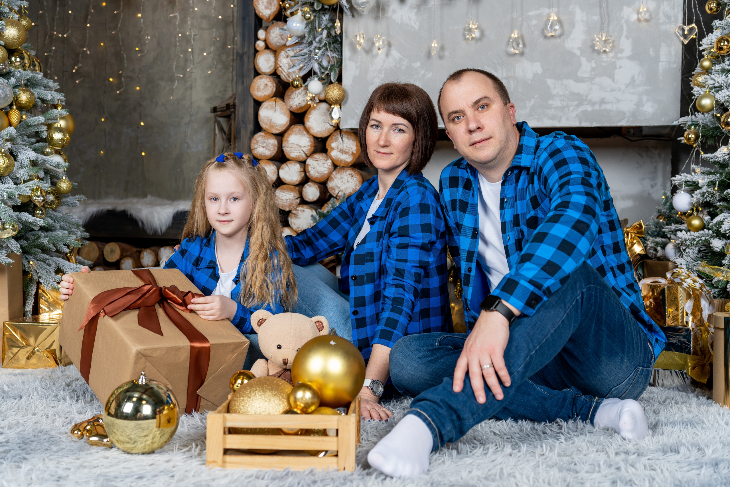 НОВОГОДНИЕ СТУДИЙНЫЕ ФОТОСЪЁМКИ. Видеограф Алексей Жарков