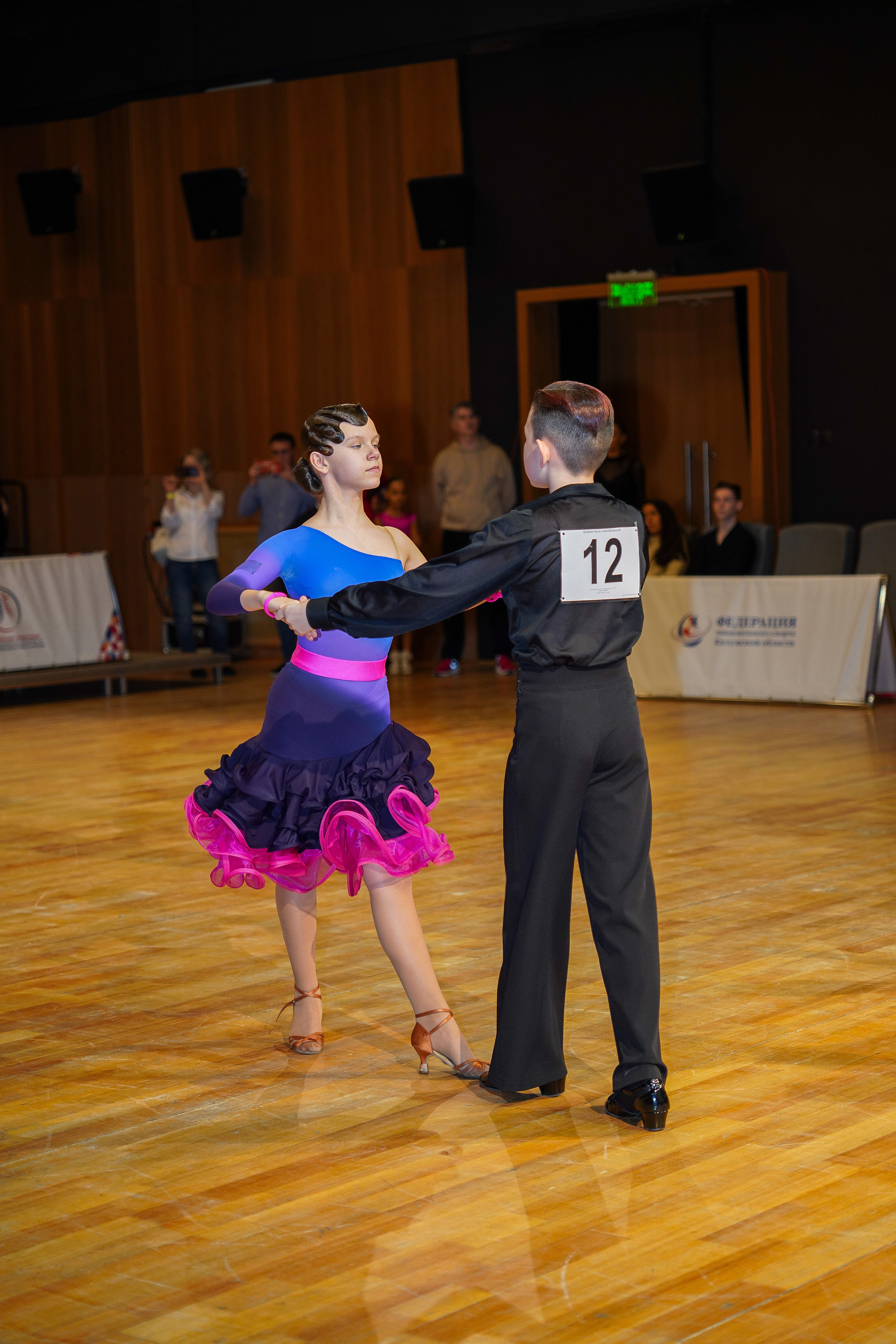 Репортажная фотосъемка танцев. Видеограф Алексей Жарков