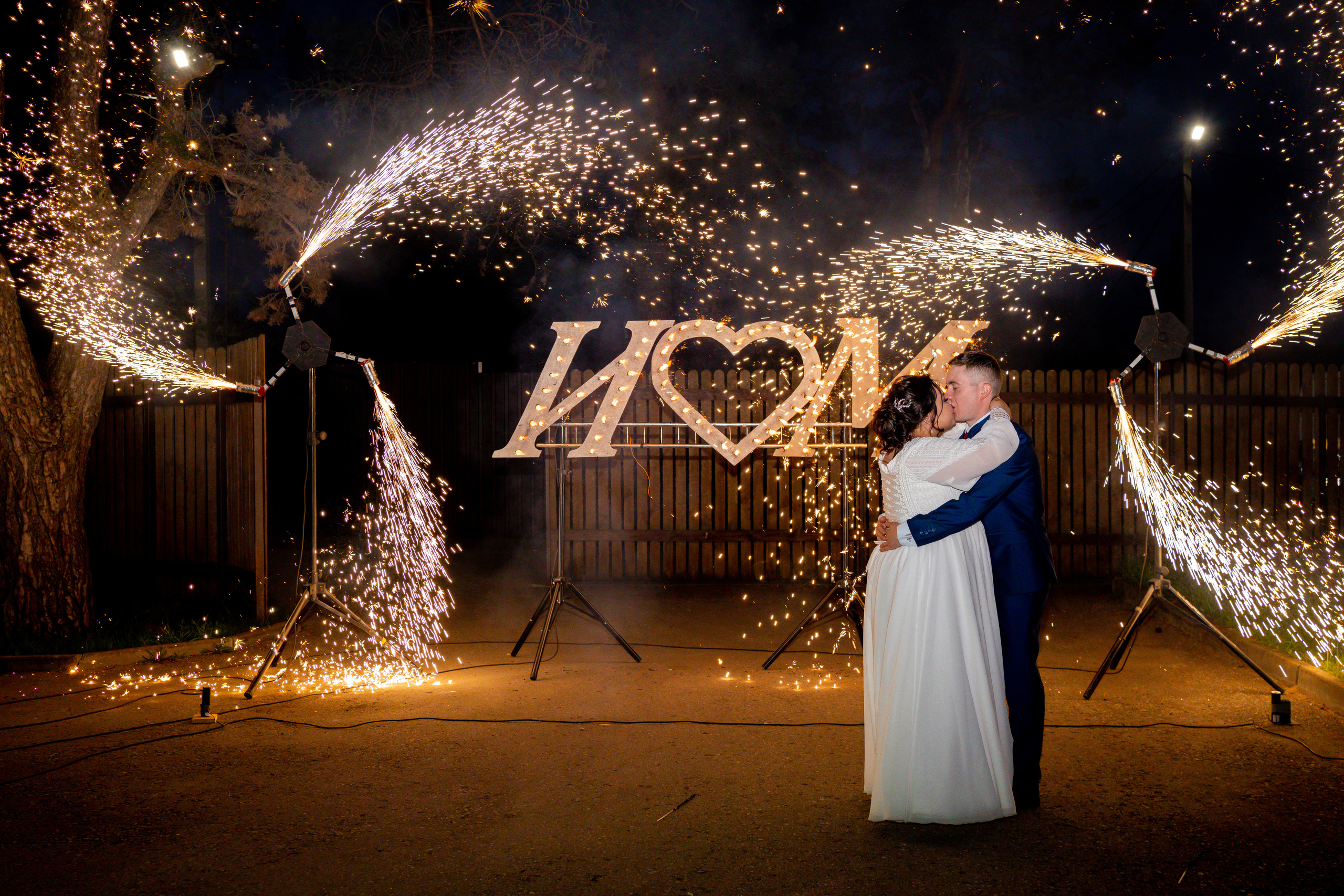 Любовь, лето, свадьба — то что останется в ваших сердцах навсегда. Видеограф Алексей Жарков