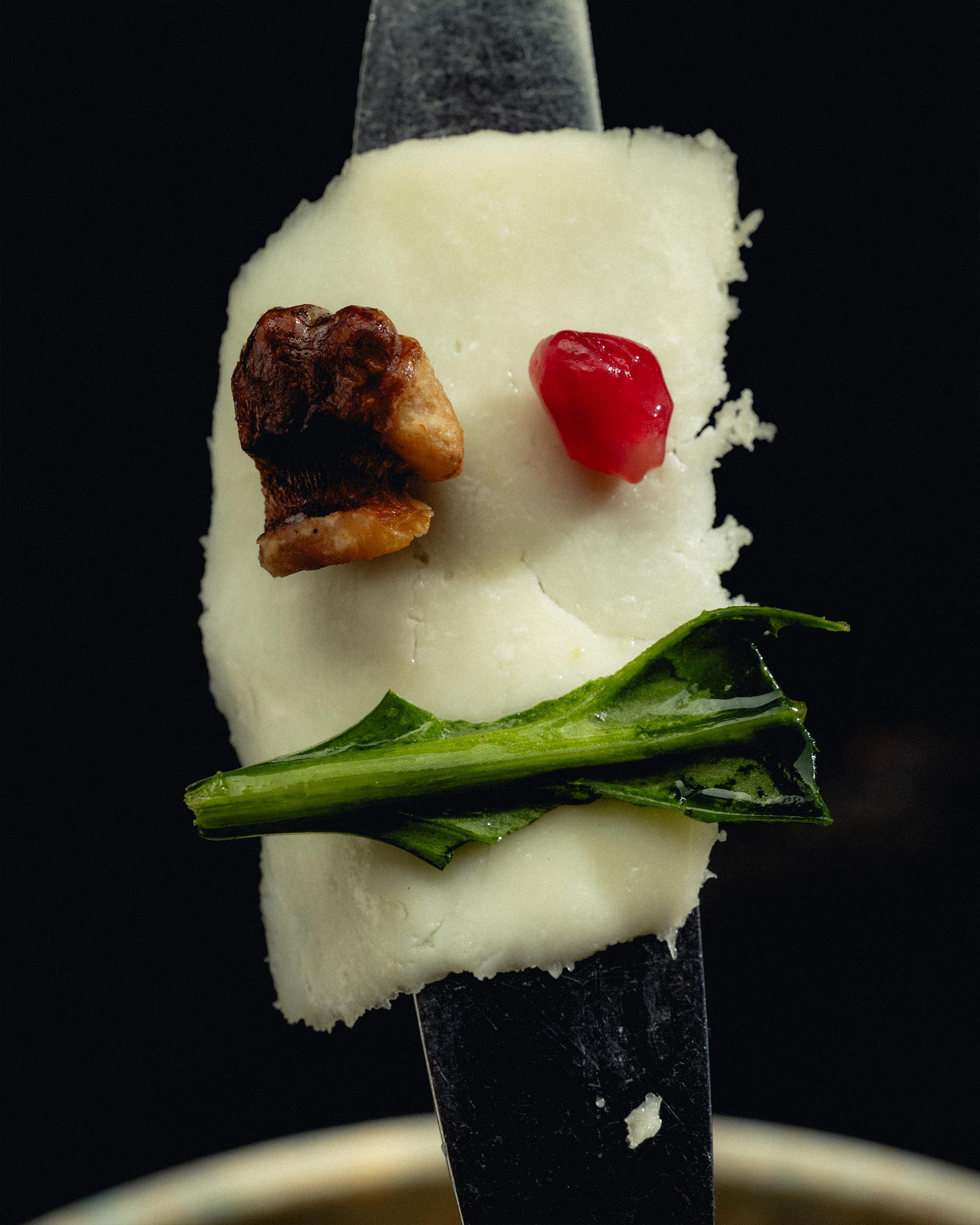 70 — DAREDZHANI. Ivan Petrov photographer