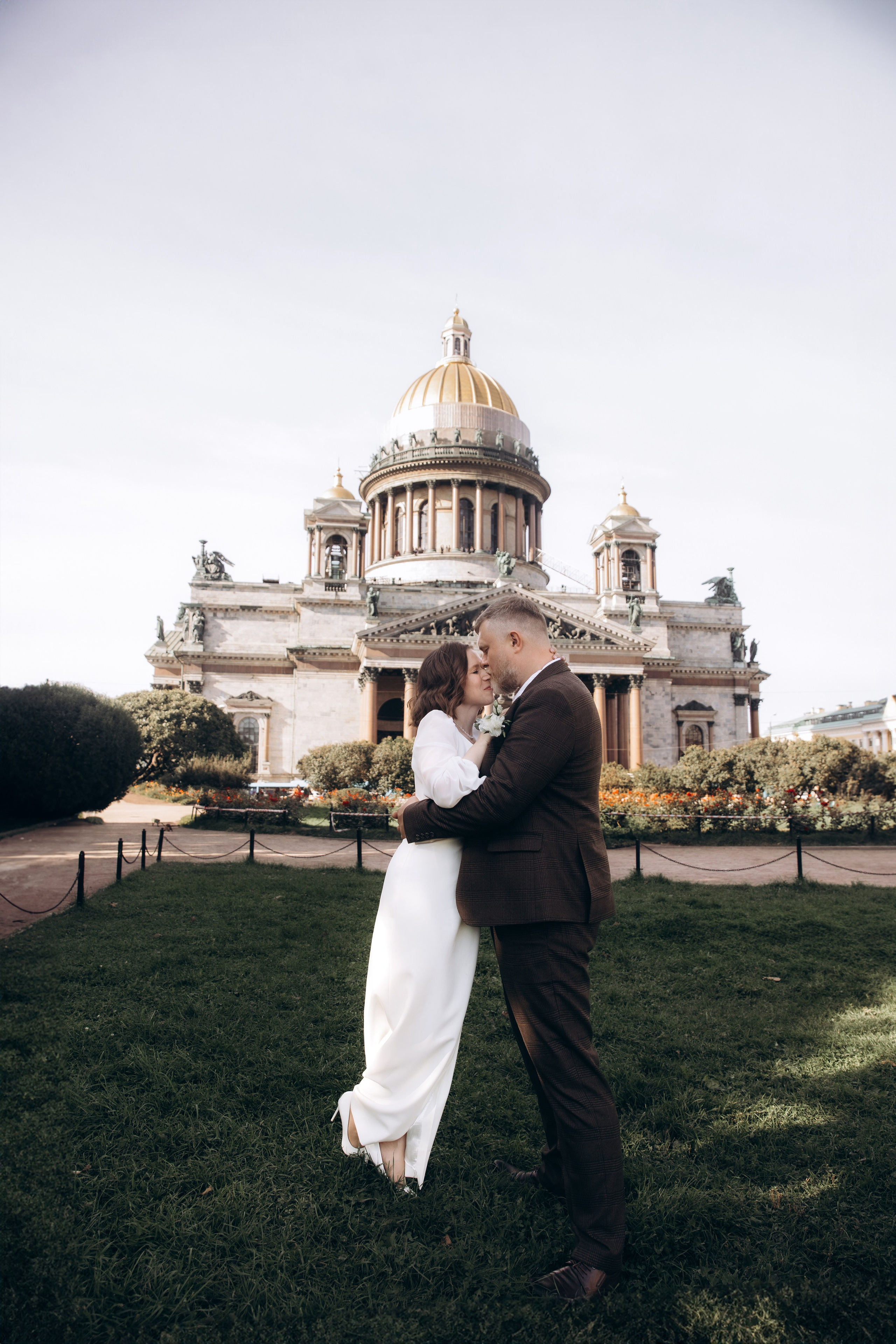 Свадебная фотосессия в Загсе Московского района в Санкт-Петербурге. Фотограф в Санкт-Петербурге Разиля Идиятуллина