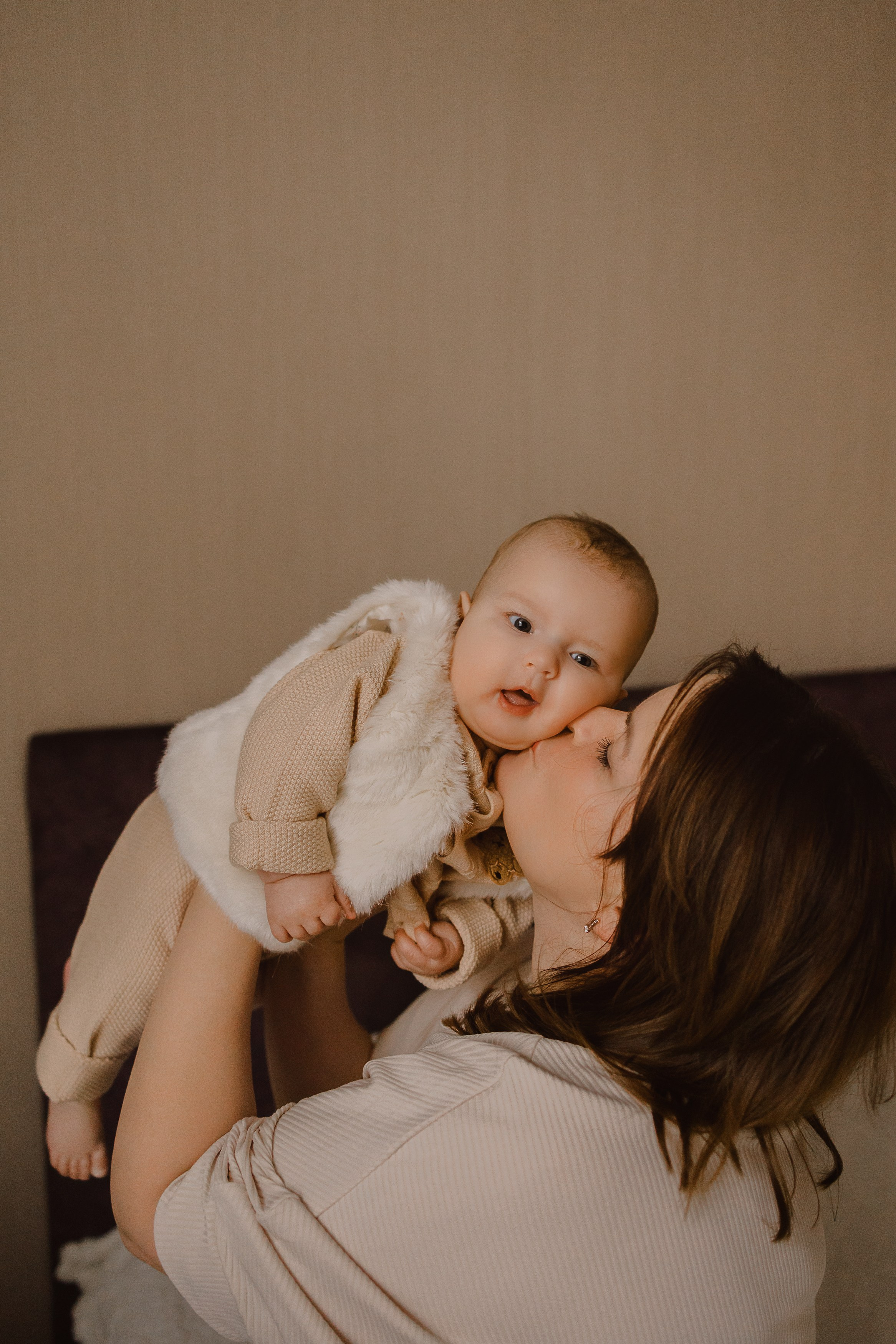 Домашняя фотосессия с новогодним настроением. Семейный и детский фотограф, женский портрет Москва Светлана Мертикова