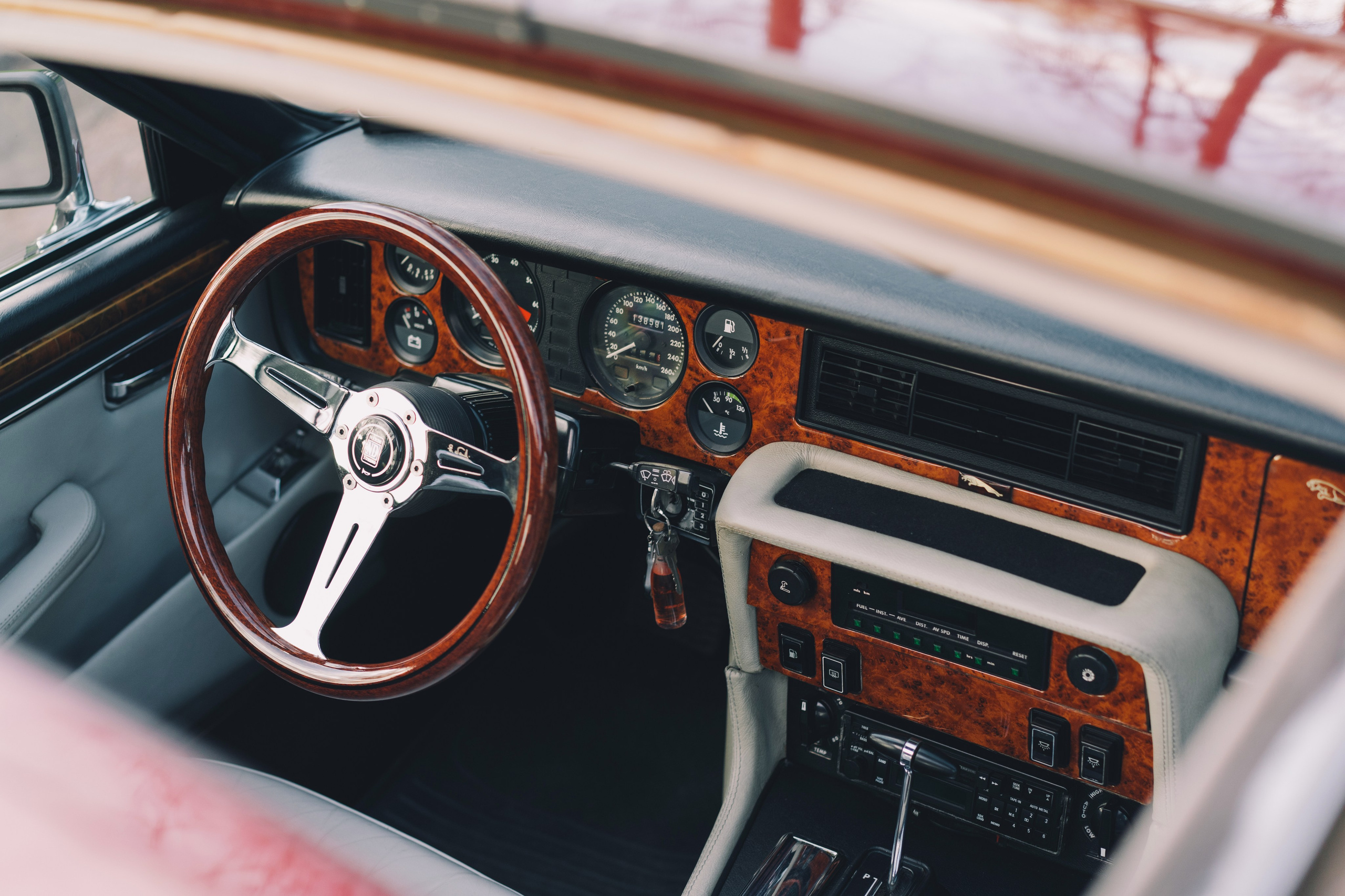 Jaguar XJ. Автомобильный фотограф Антон Цырулев