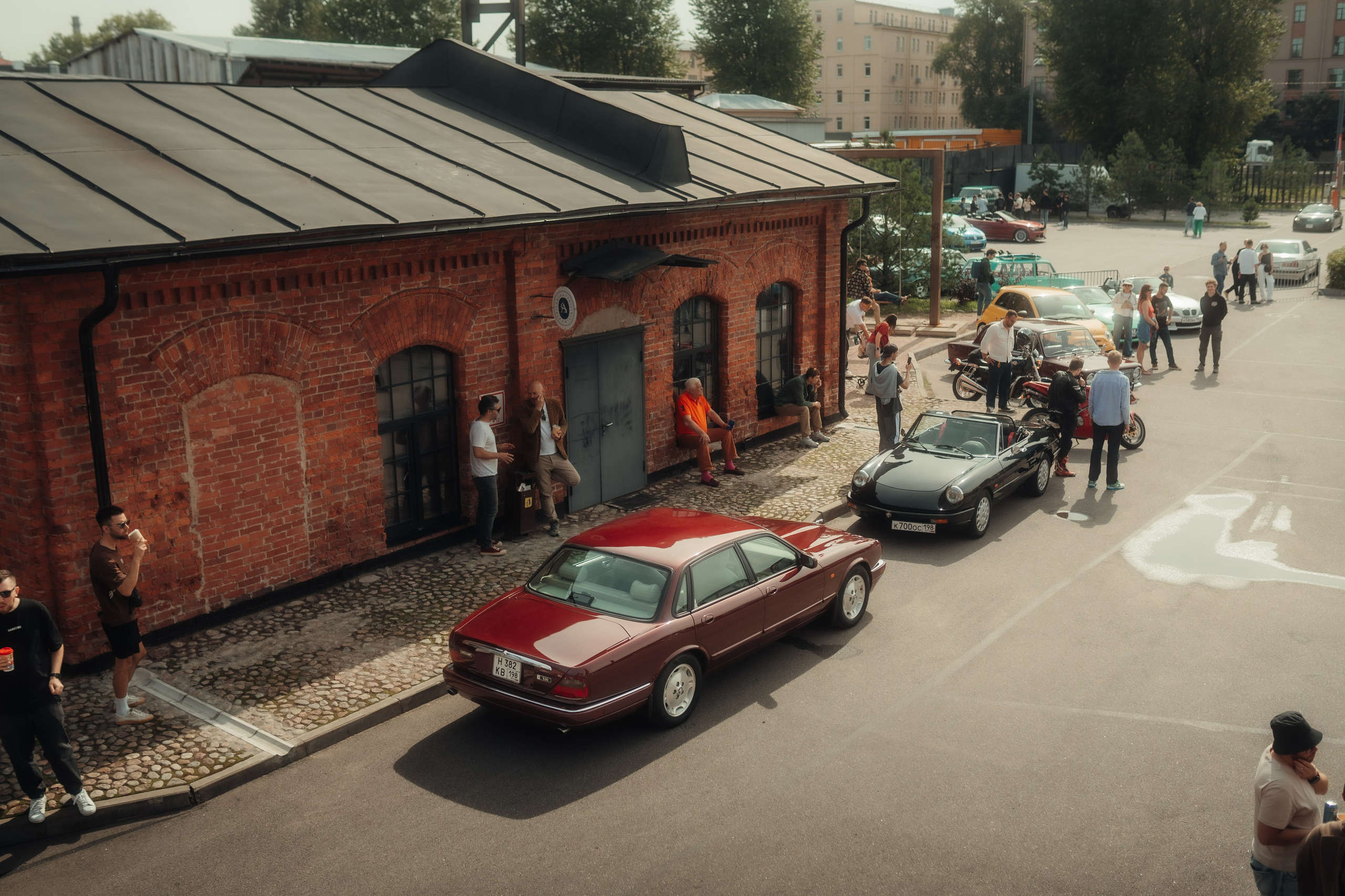 Cars and Coffee 22/08/26. Автомобильный фотограф Антон Цырулев