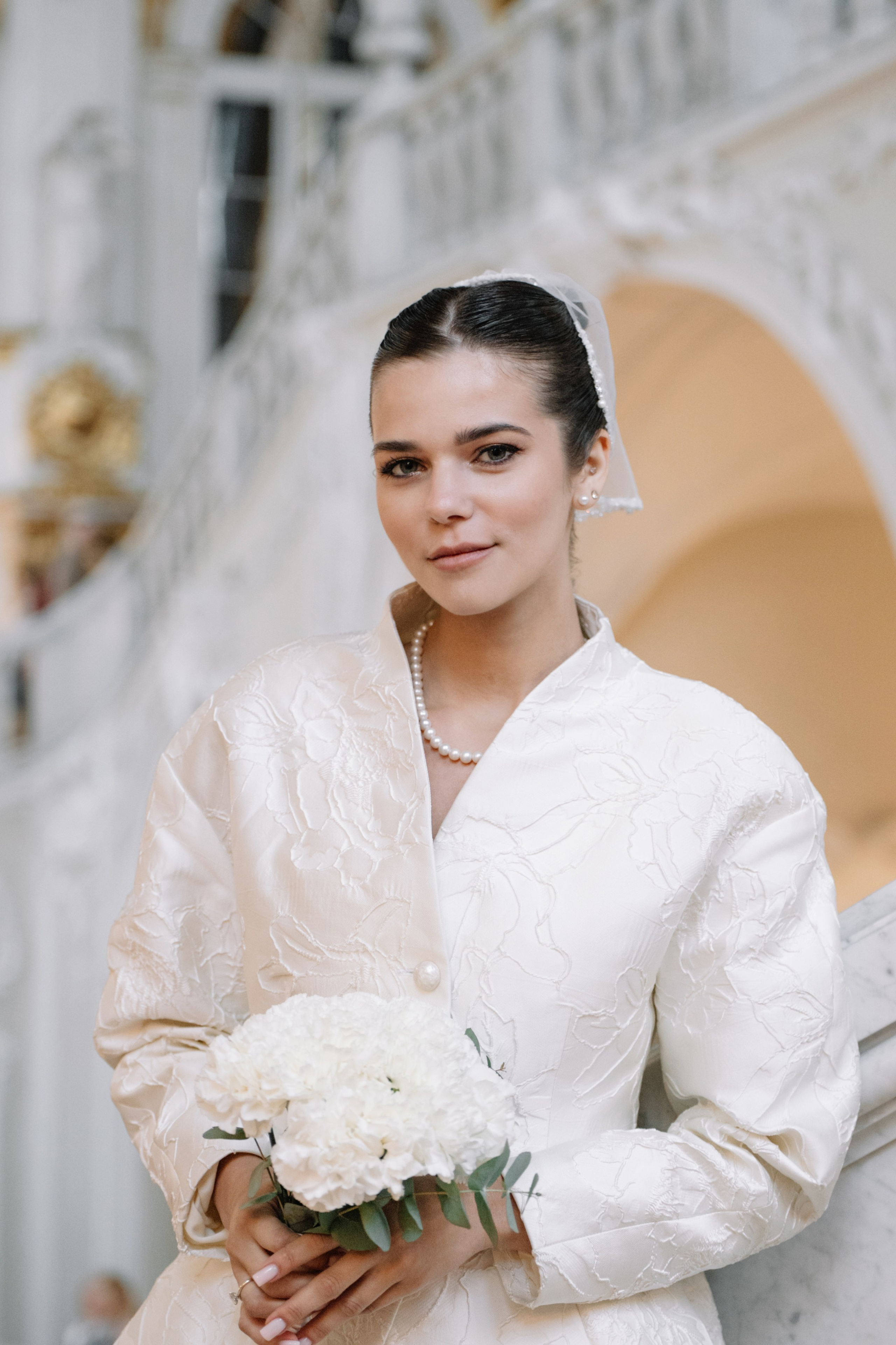 Свадебная фотосессия в Апреле в Петербурге. Свадебный фотограф Александр Невский в Санкт-Петербурге