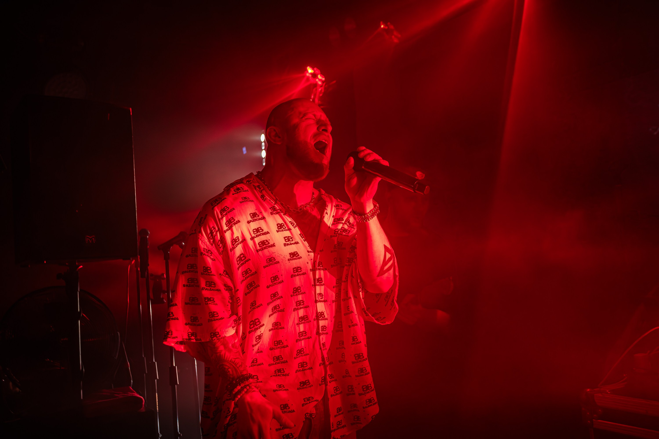 «Лёша СВИК"_Чайка на пляже_Ялта_04.07.2025 г. Аминов Руслан | Фотограф