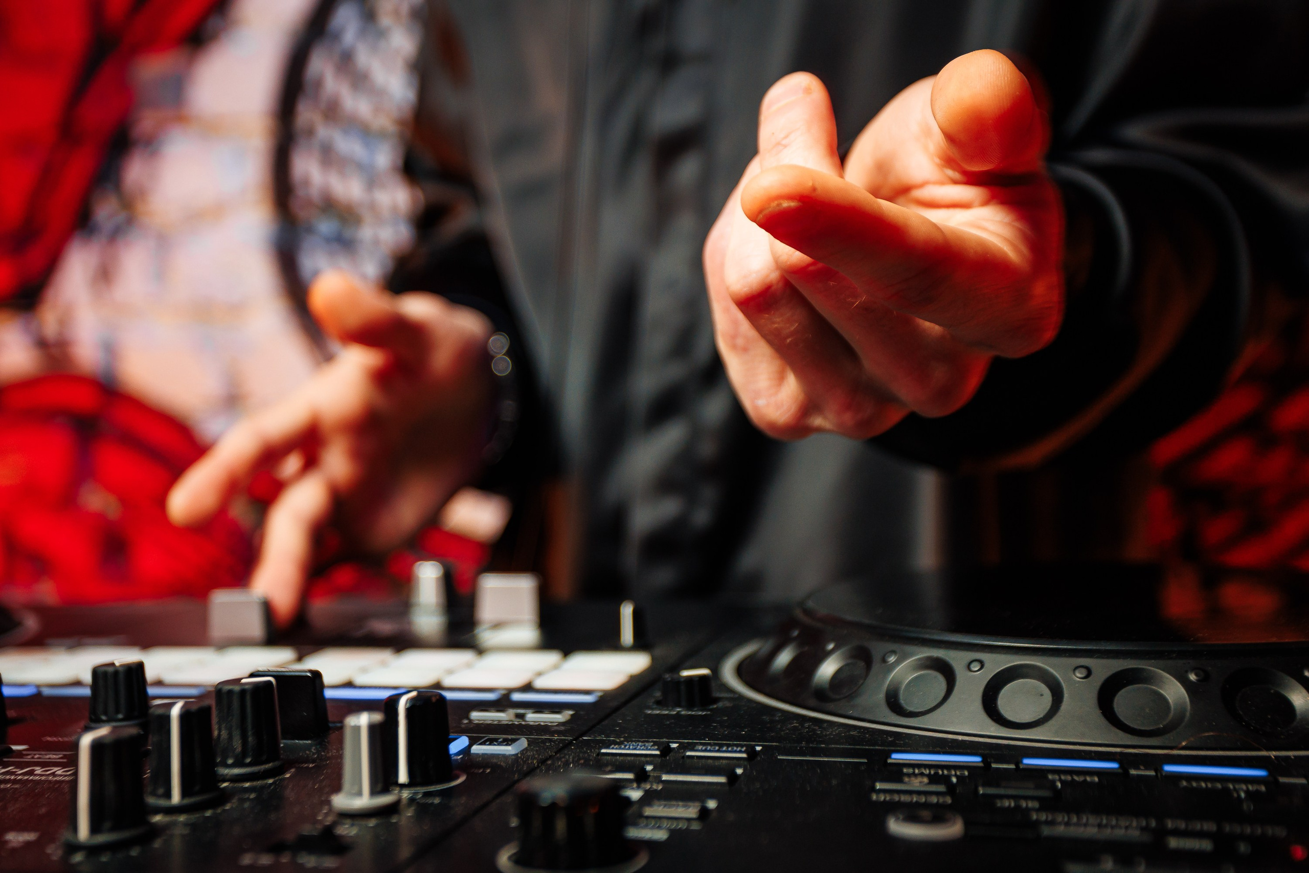 Happy Valentine's day_Пьяный Плющ_Симферополь_14.02.2025. Аминов Руслан | Фотограф