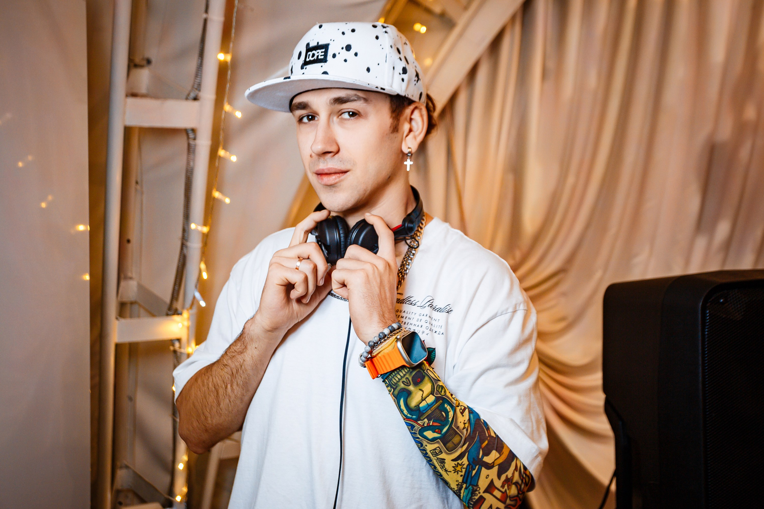 Бизнес — форум «Женщины Крыма 2024»_Симферополь_Рыбацкая деревня_23.11.24. Аминов Руслан | Фотограф