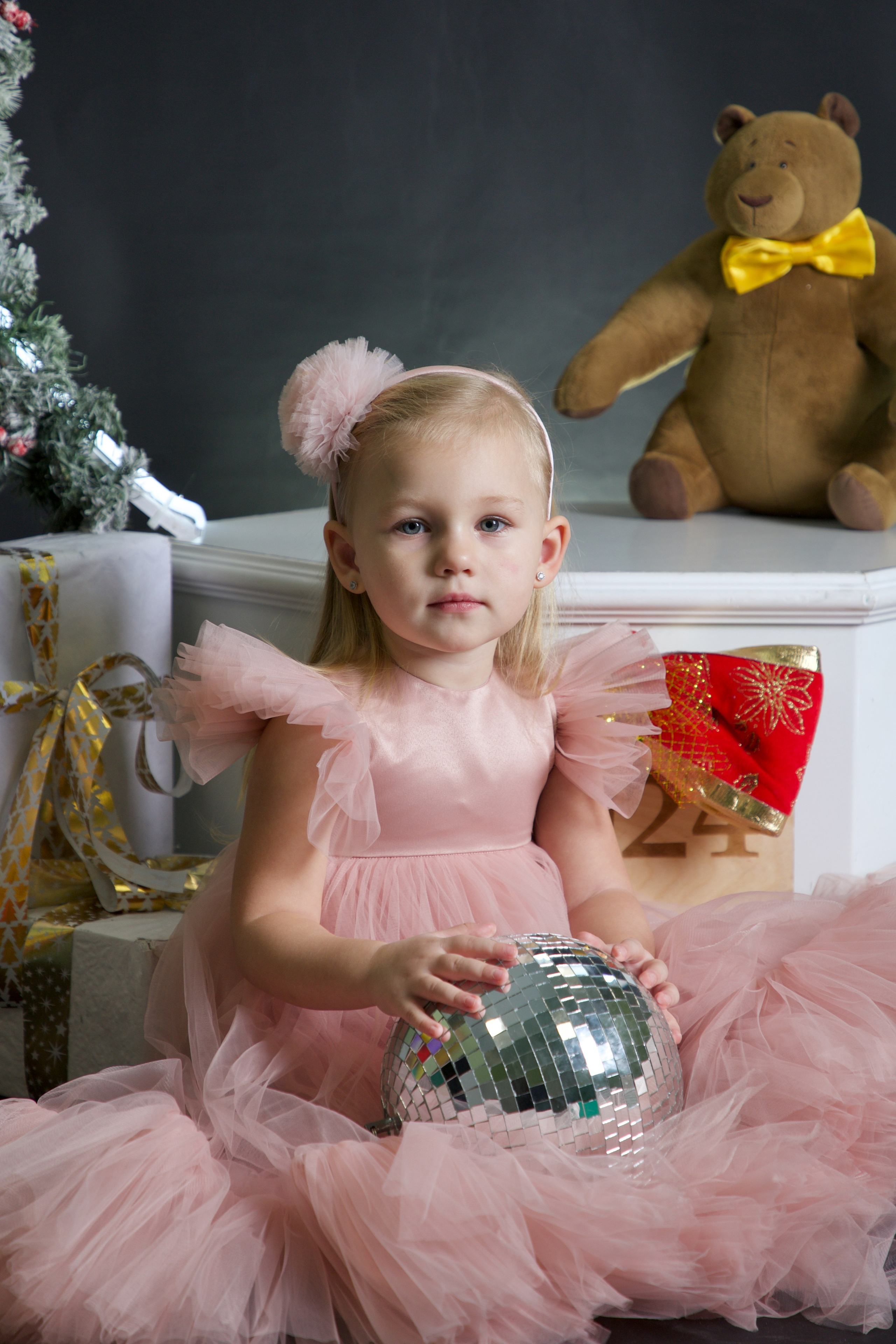 Студийная съёмка. Школьные выпускные альбомы в Москве Марина Николаева