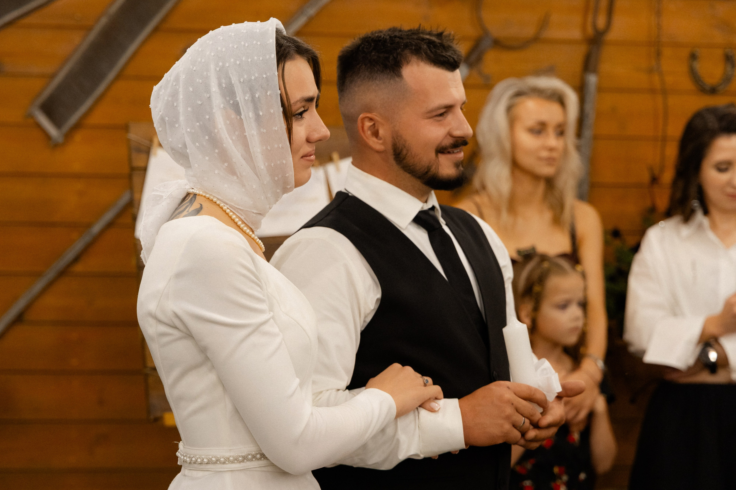 Свадебная фотосессия в агроусадьбе Лабодянка в Минске. Свадебный фотограф в Минске/Беларуси Сергей Спиридонов