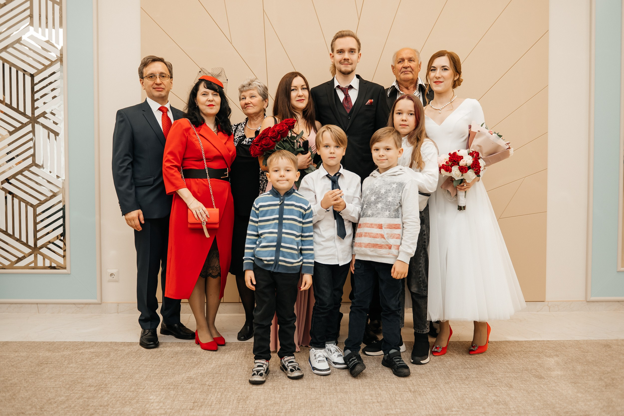 Свадьба в Аптекарском огороде. Фотограф Москва Настя Профотовна. Репортажные, свадебные и контент фотосессии