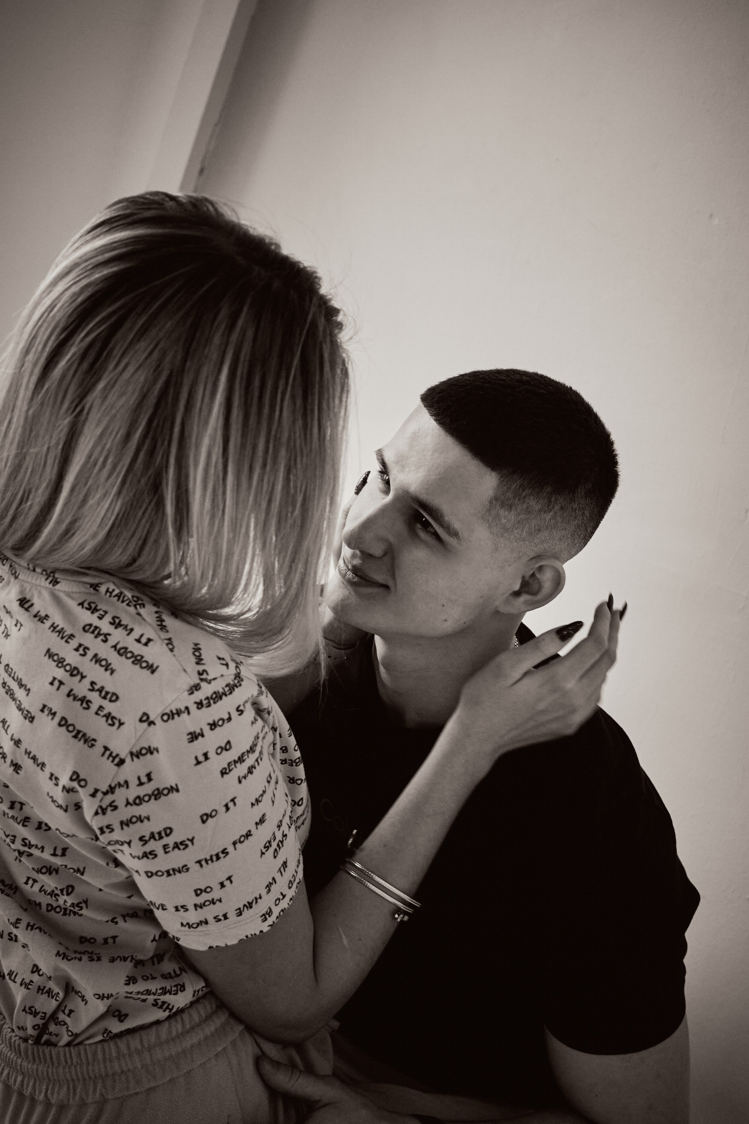 «Мы не умеем позировать!». Свадебный фотограф Анастасия Лахтионова