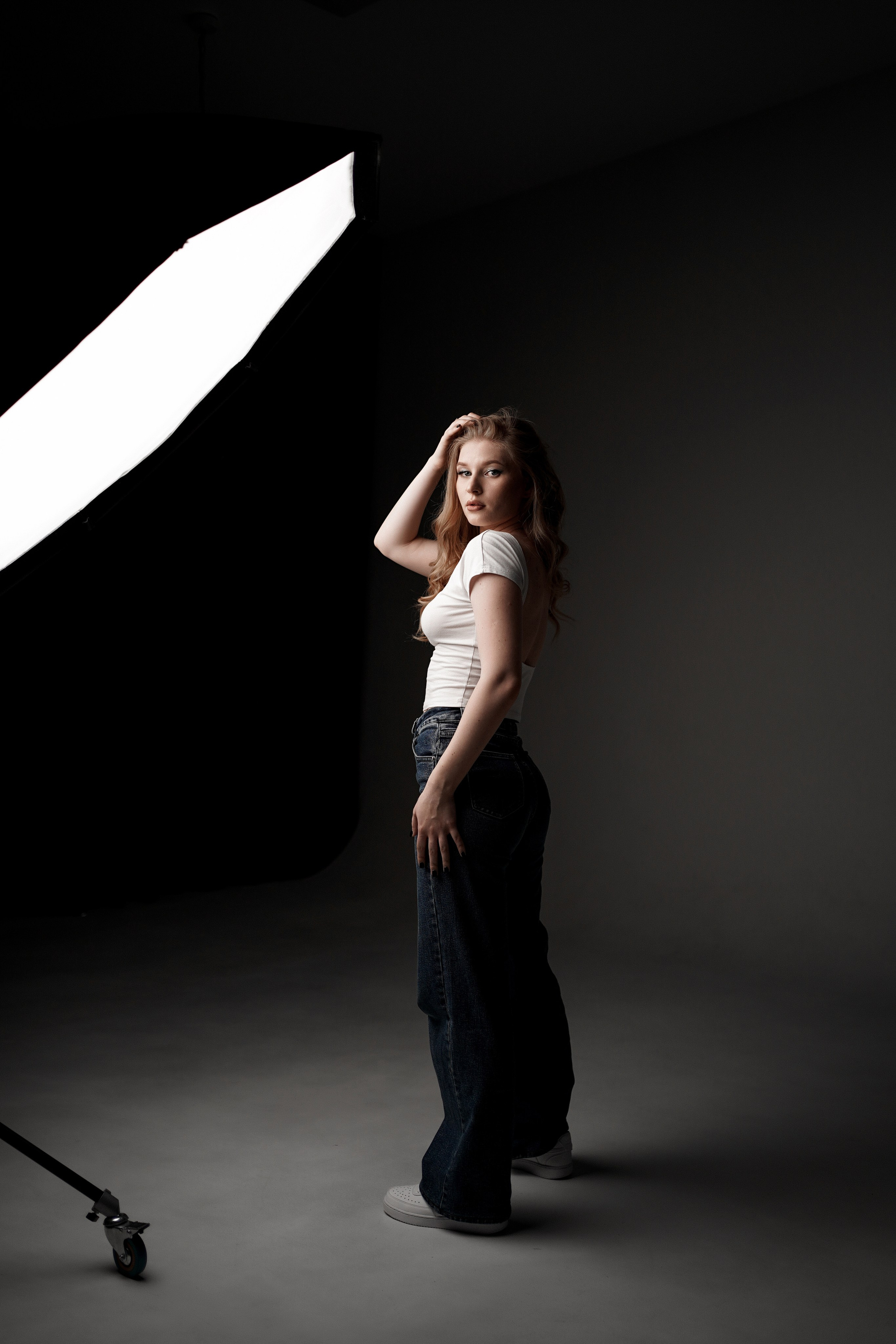 Фотосессия в фотостудии TERRA. Фотограф Новочеркасск и Ростов-на-Дону. Женская фотосессия. Свадебный фотограф в Ростове-на-Дону. Таинство Крещения и Венчания, семейные фотосессии. Алёна Чёботова