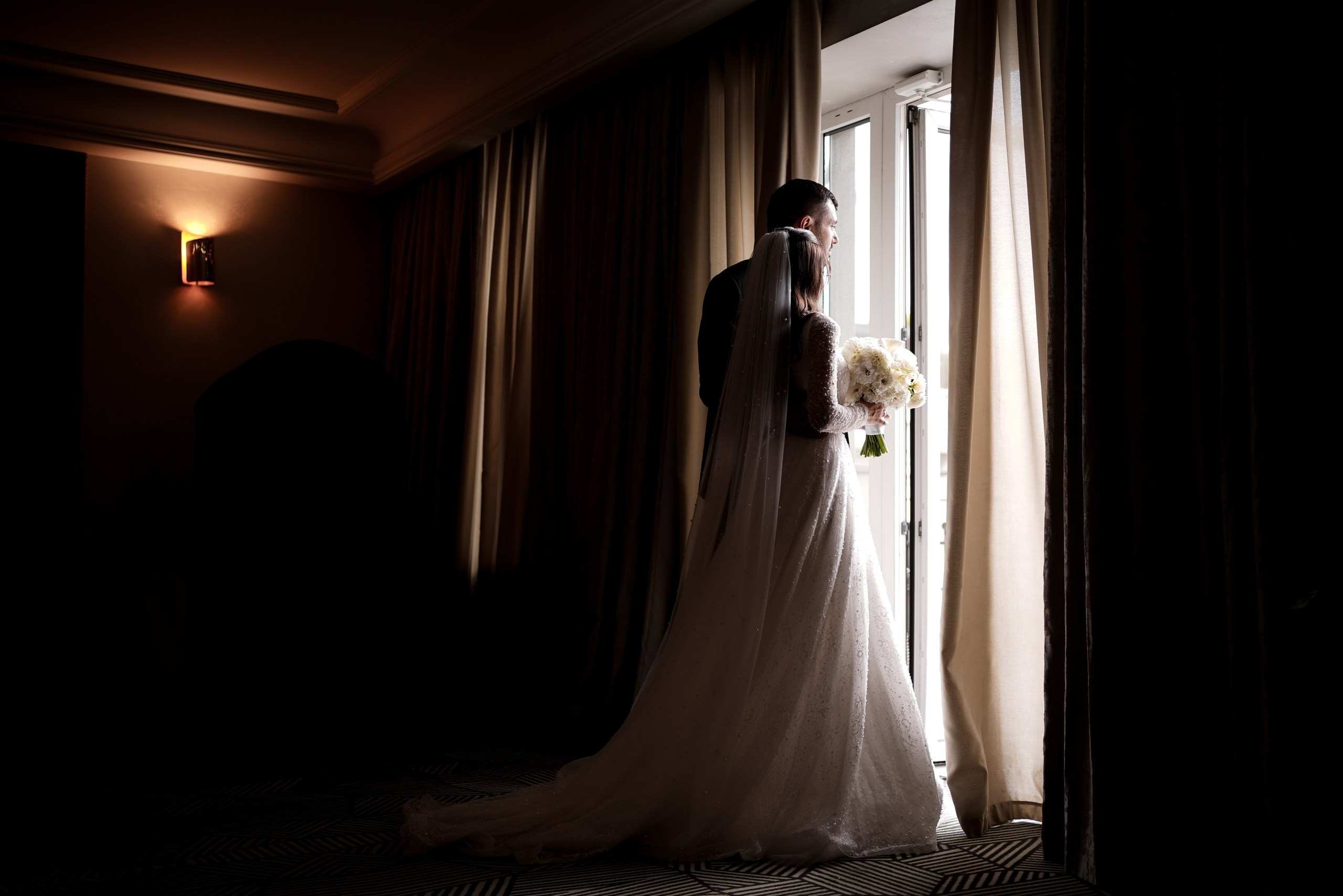 Свадебный фотограф в Ростове-на-Дону. Фотосессия в отеле Графский парк. Абдул и Фируза. Свадебный фотограф в Ростове-на-Дону. Таинство Крещения и Венчания, семейные фотосессии. Алёна Чёботова