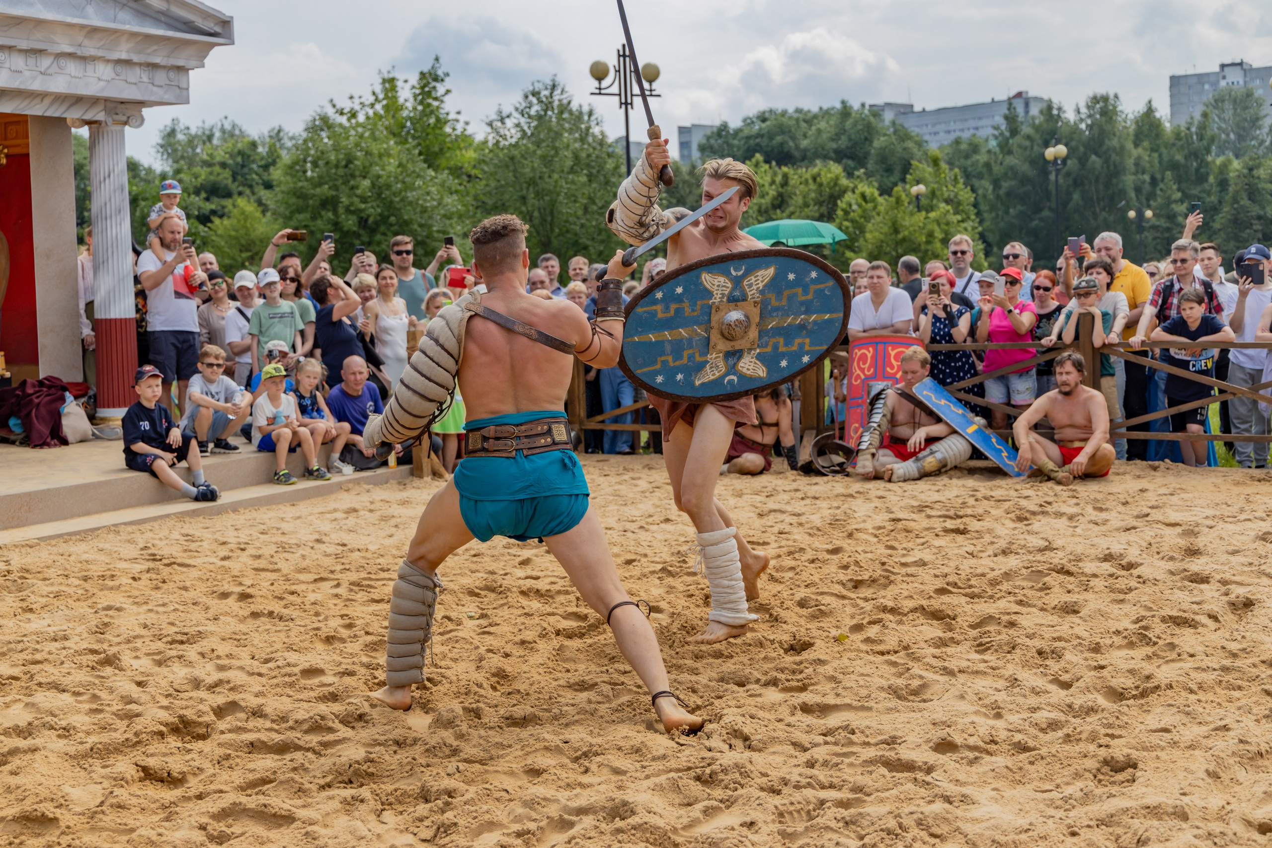 Времена и эпохи 2024. Ростокинский акведук. Площадка Античность. Репортажный, семейный и студийный фотограф в Москве Демин Алексей