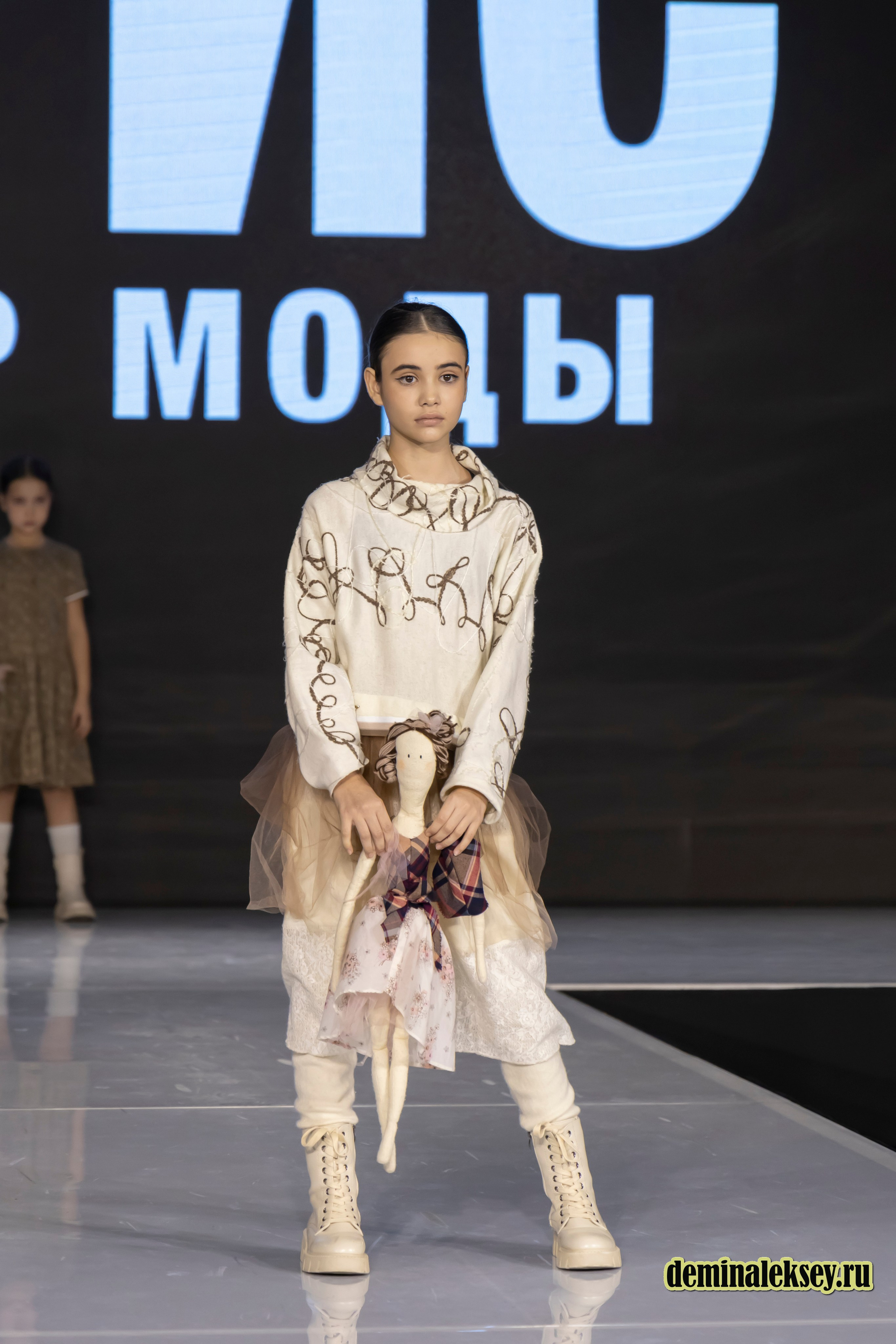 Ирина Старовойтова Театр моды «ИриС» 31 января 2025 гостиный двор, выставка Уникальная Россия. Репортажный, семейный и студийный фотограф в Москве Демин Алексей