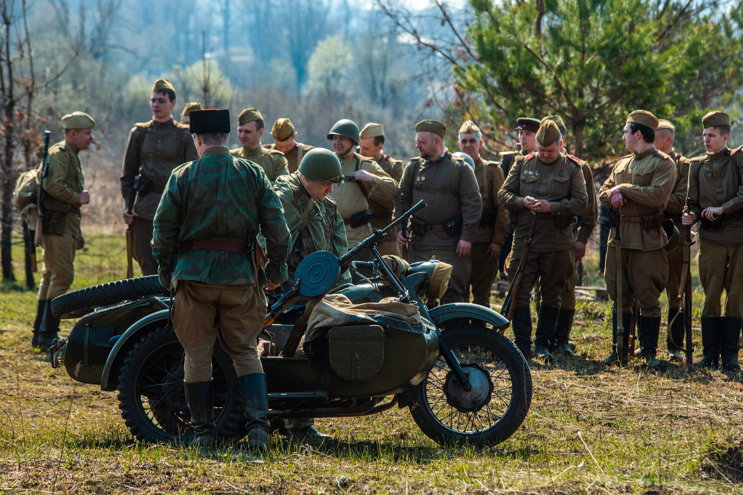 РЕКОНСТРУКЦИЯ БОЯ — ВОВ — БИТВА ЗА ГОРОД. Профессиональный фотограф в Мценске и Орловской области
