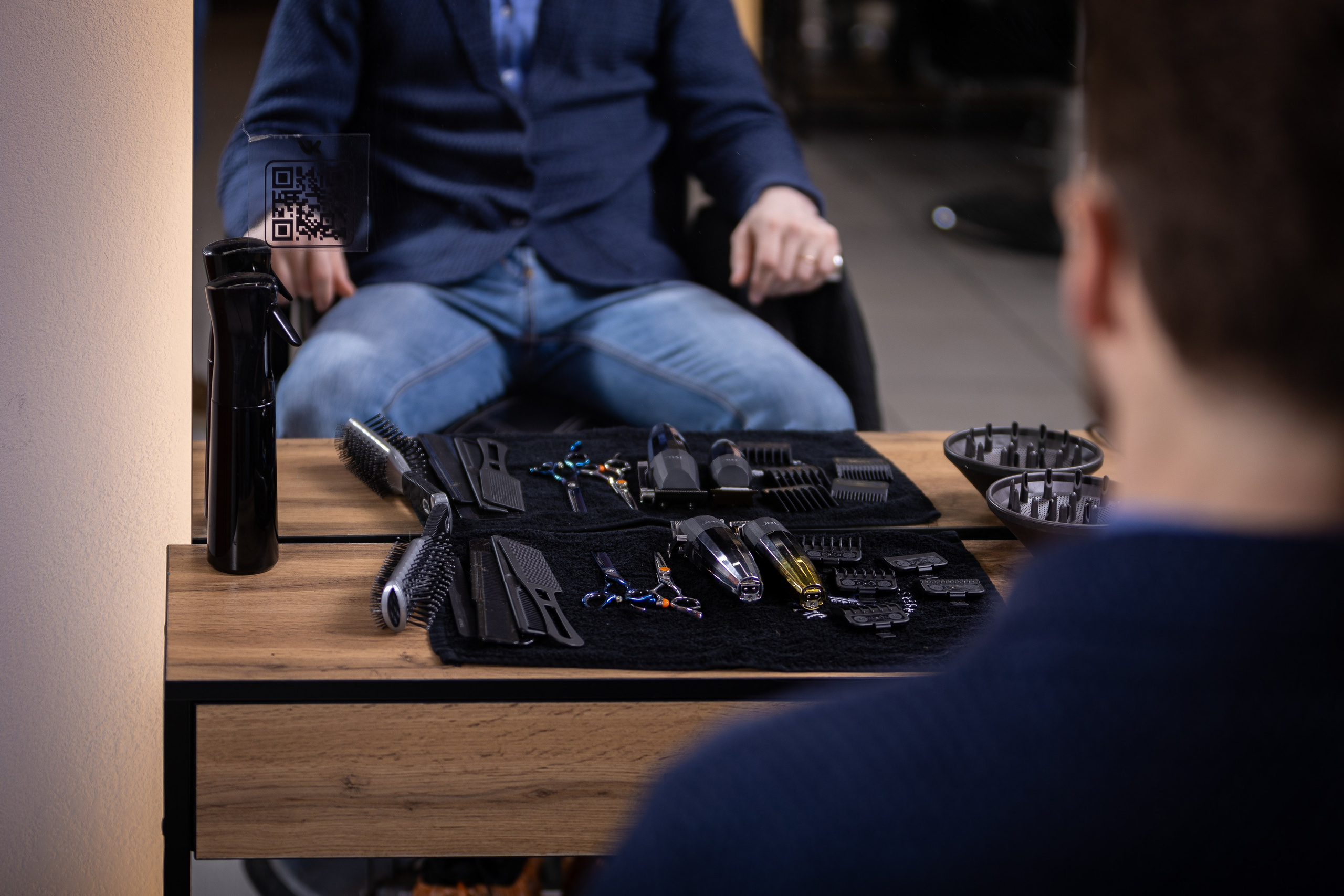 Барбершоп Jet Black 1. Репортажный фотограф Санкт-Петербург | Роман Карбышев