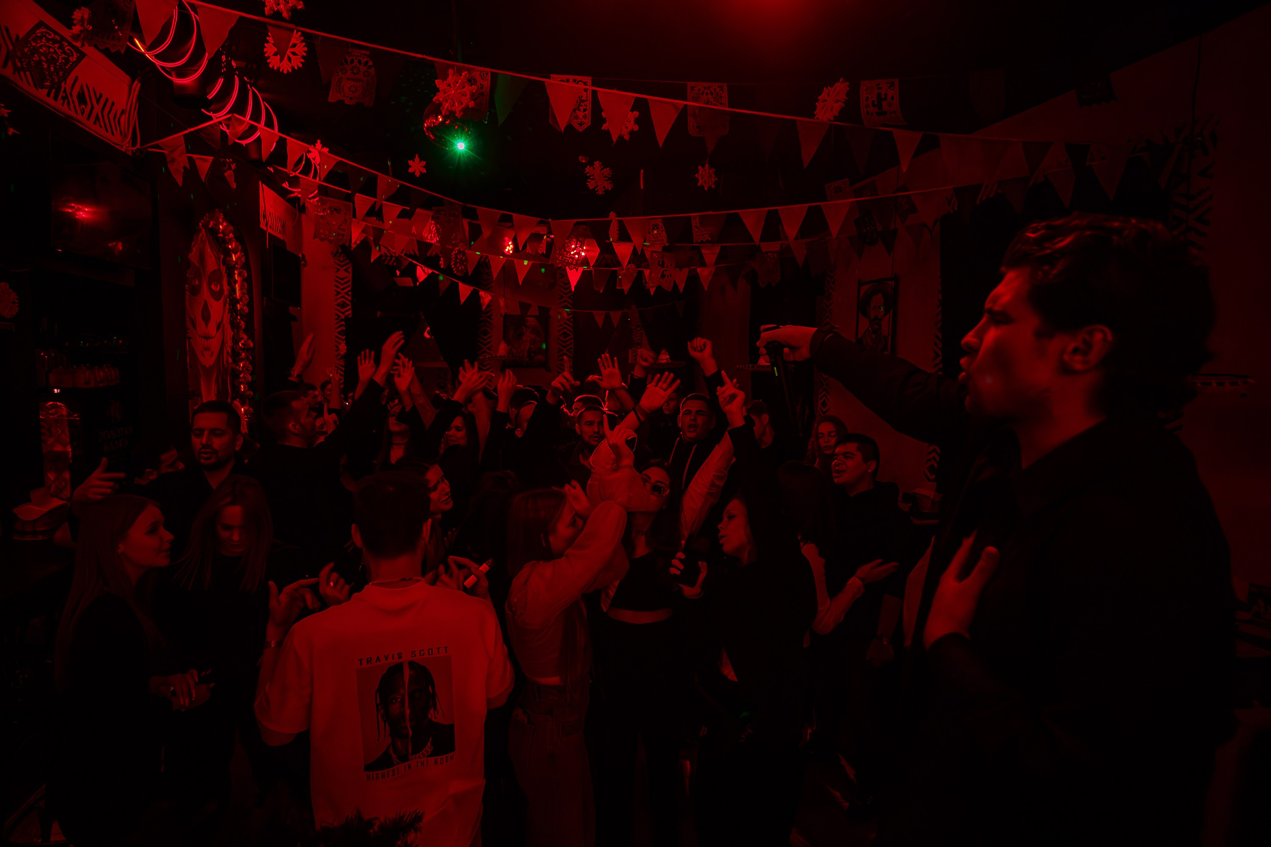 Пятница 13. Сумерки_El Pastor_Симферополь_13.12.2024. Аминов Руслан | Фотограф