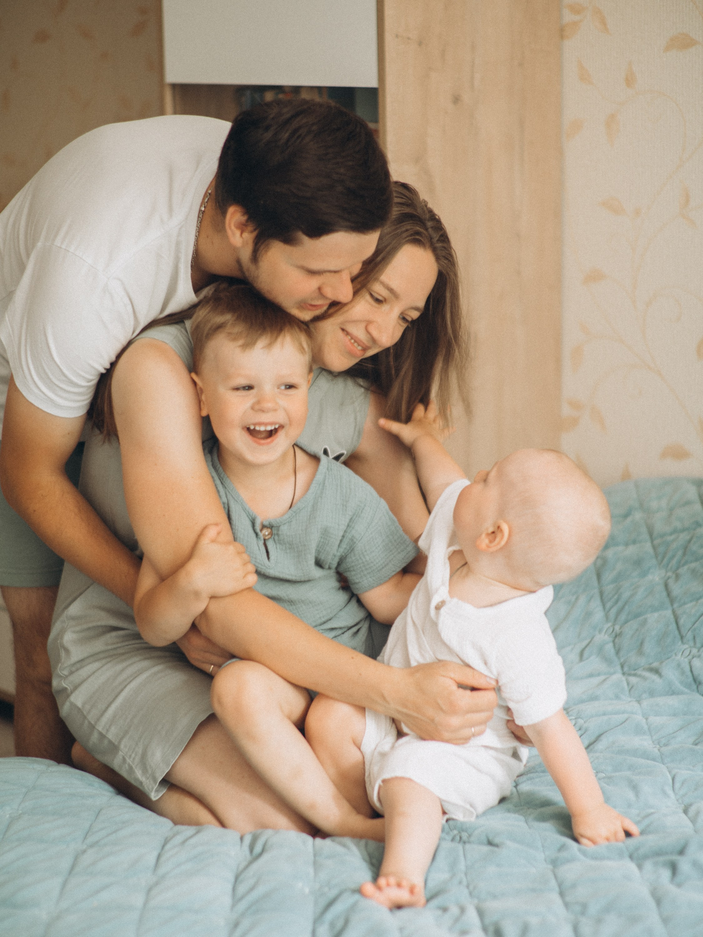 фотосессия новорожденного, фотосессия новорожденных, ньюборн, пушкин, павловск, спб, семейная фотосессия, семейная съёмка, мама и дочка,годик, годовасие, домашняя фотосессия