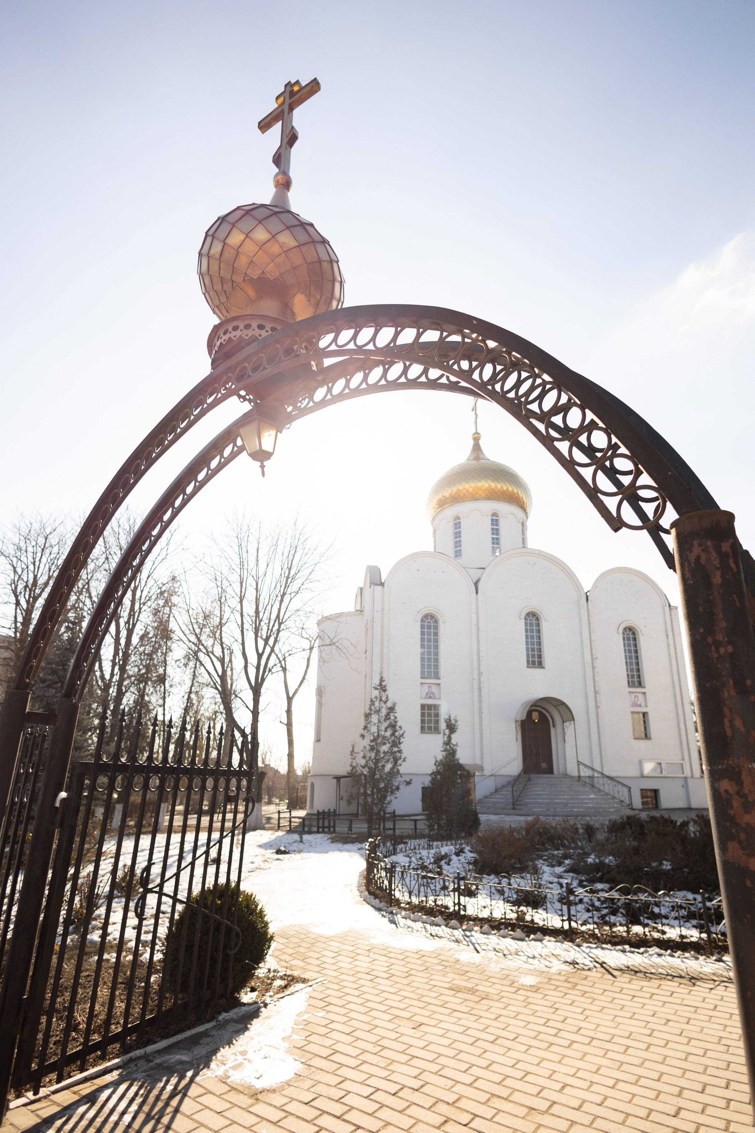 Крещение Есении в морозный и солнечный февраль. Анастасия Безуглова- свадебный фотограф в Таганроге
