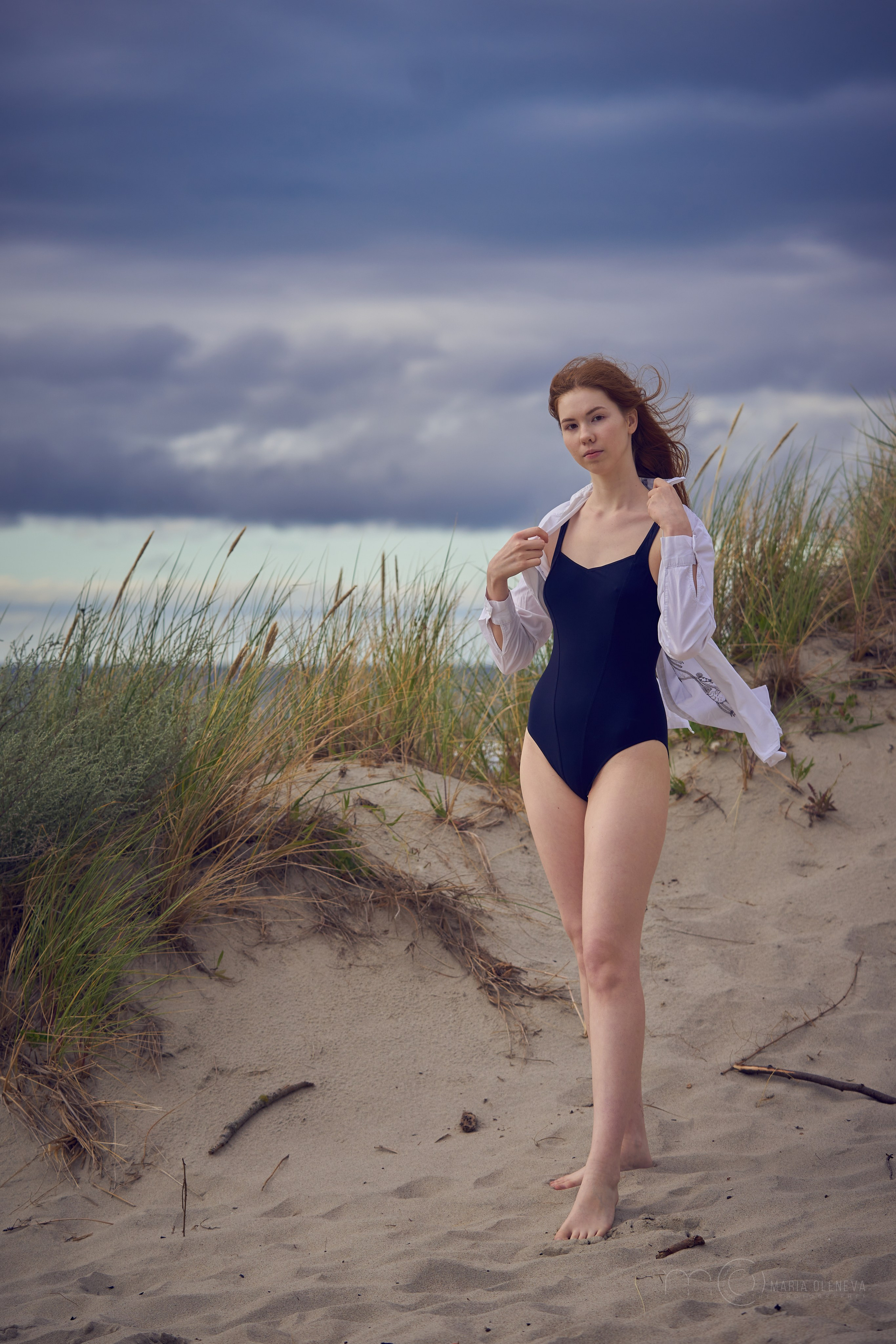 Полина и море. Фотограф Мария Оленева