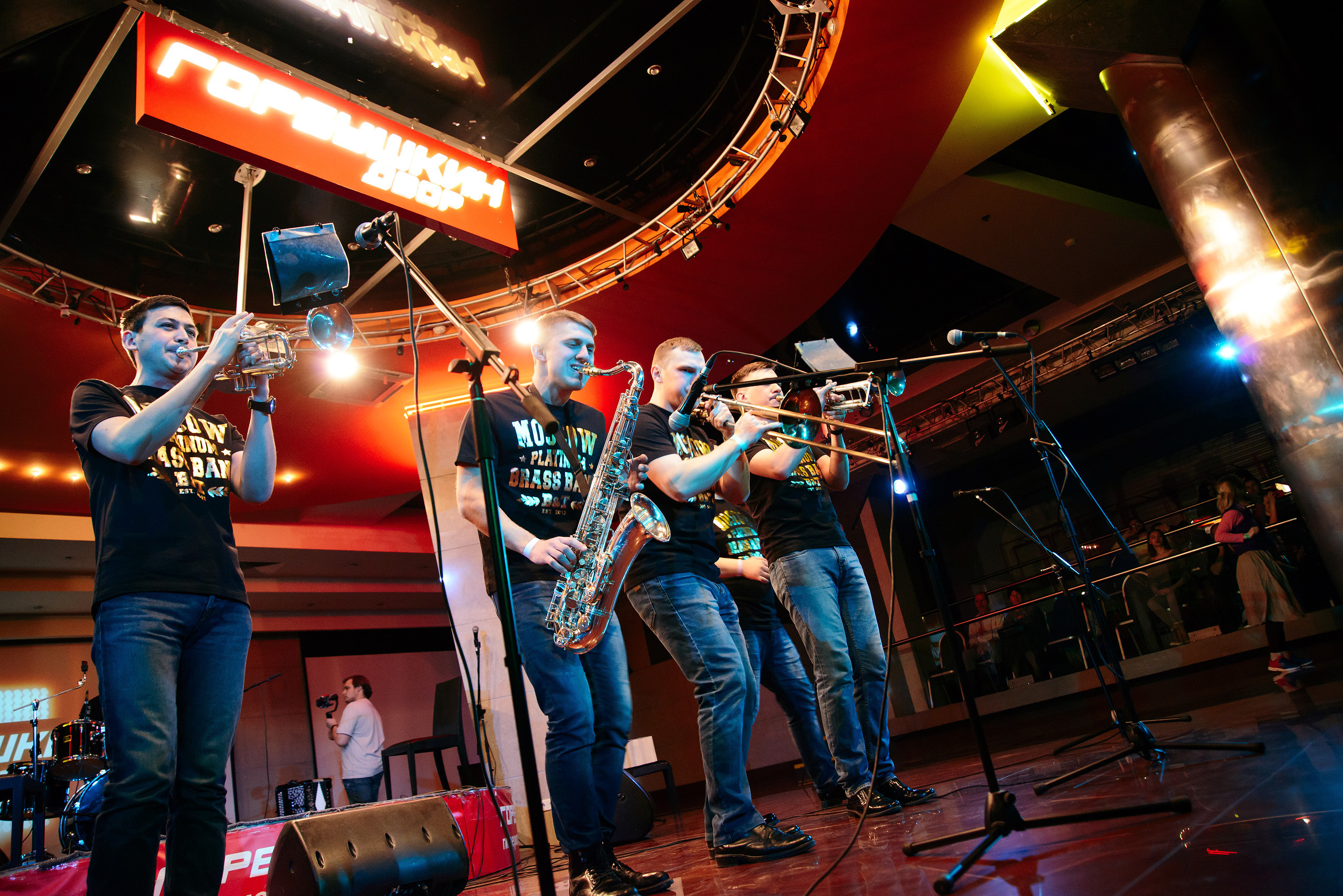 Концерт mirgusley.com. Петр Гуторов. Фотограф Москва