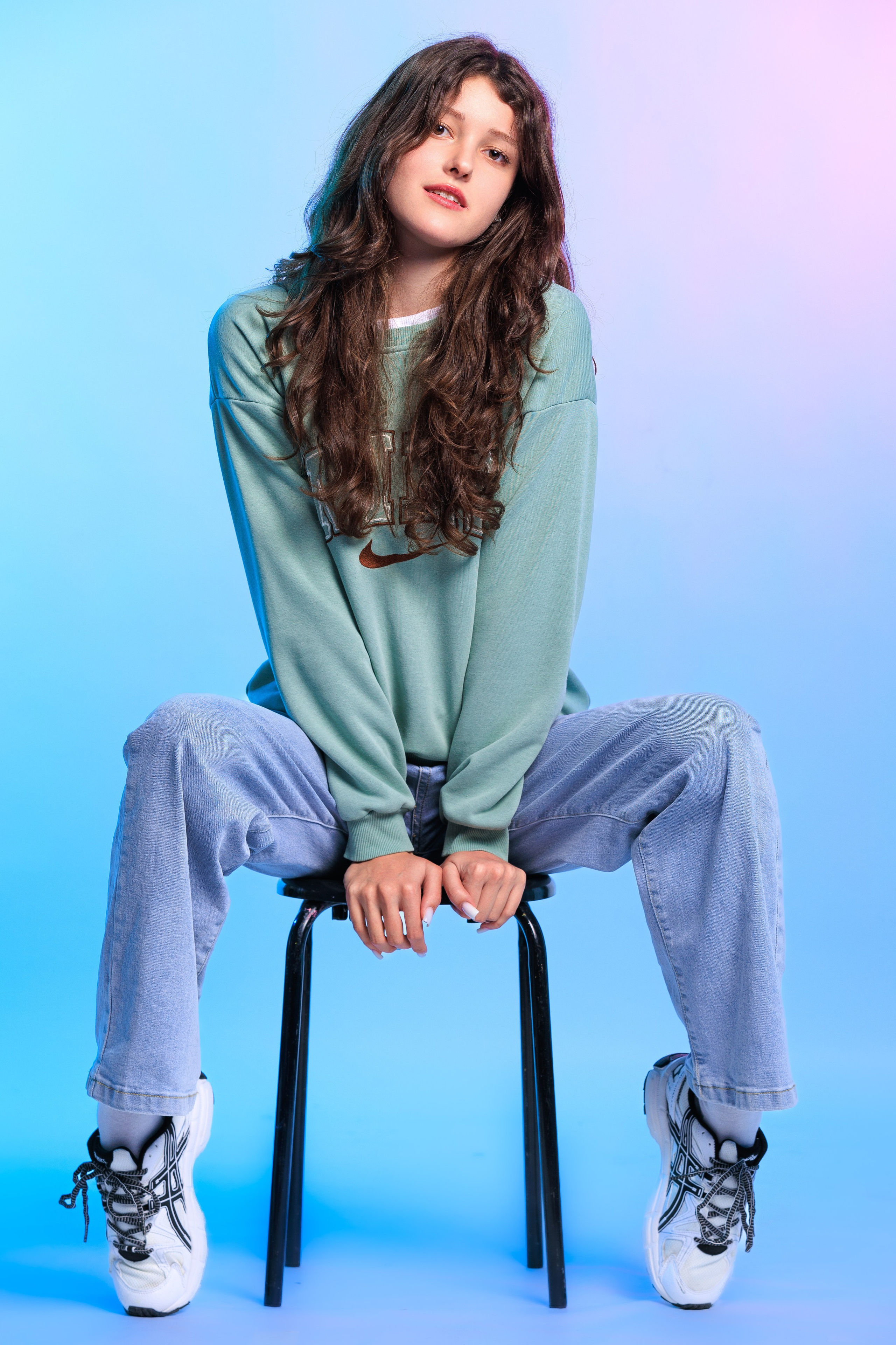 Смотреть фотки в фотостудии. Выпускные альбомы Геленджик, Новороссийск, Краснодар, Туапсе