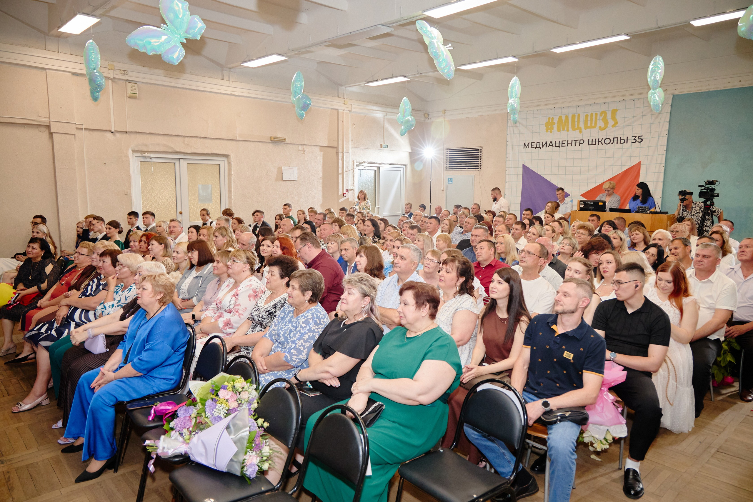 Выпускной 35 Сош. Фотограф Выпускные альбомы Таганрог Сергей Коробченко