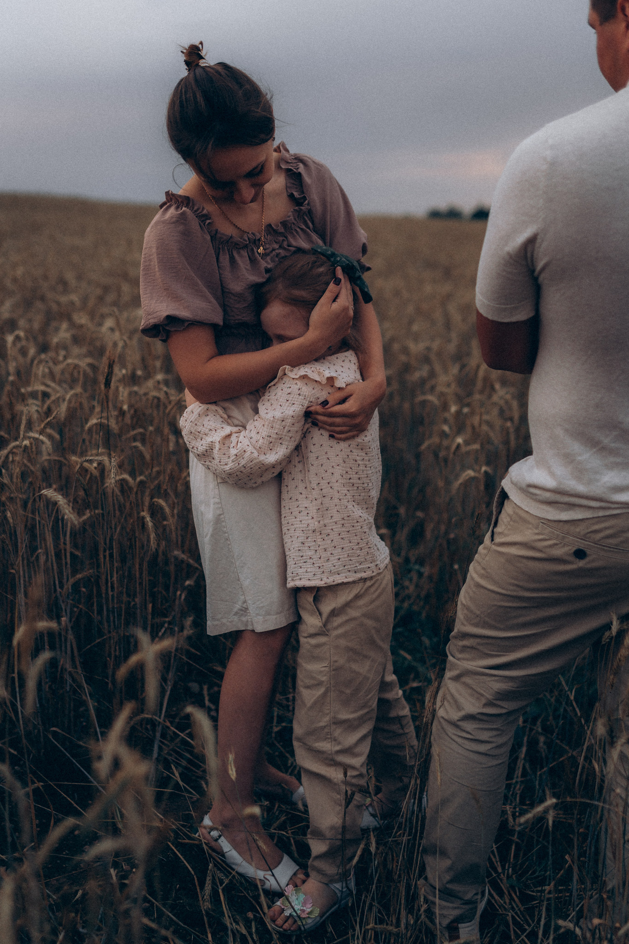 Алёна и семья. Фотограф Торопец Кристина Абрамова Kanwellia photography