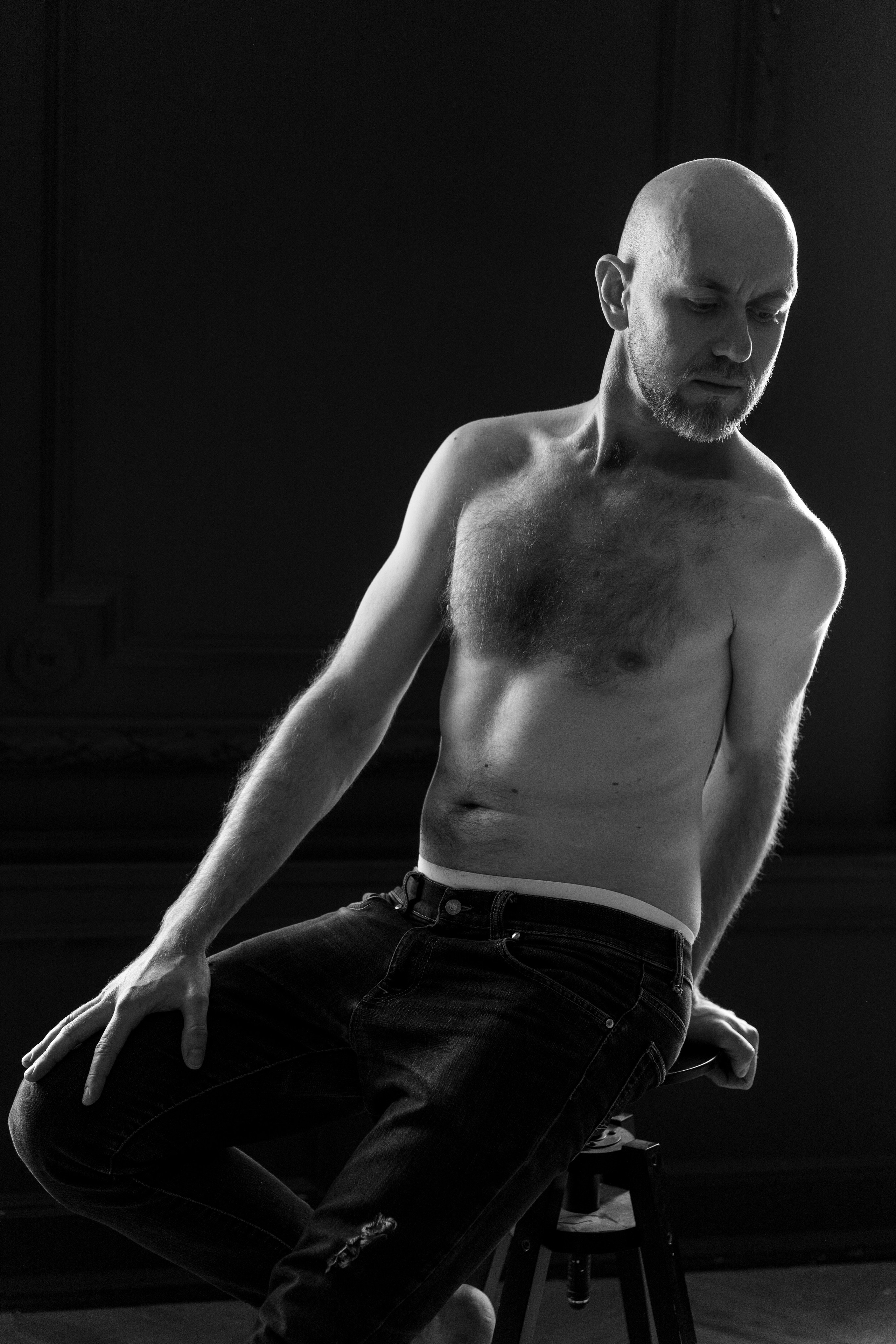 Иван в Gray room. Фотограф Елизавета Потешкина