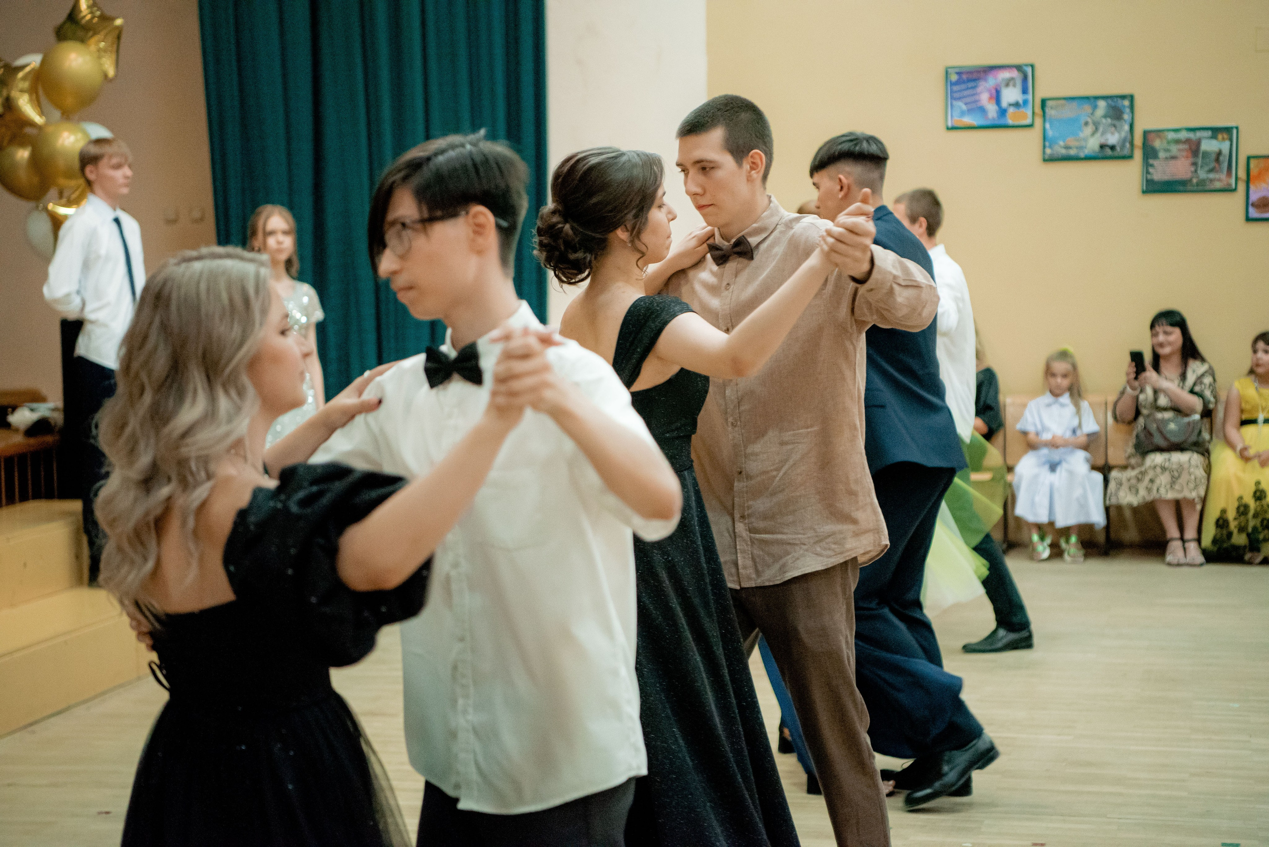 140 Школа. Вручение и Банкет. Сити Холл. Фотограф в Волгограде и Волжском Александр Горбань