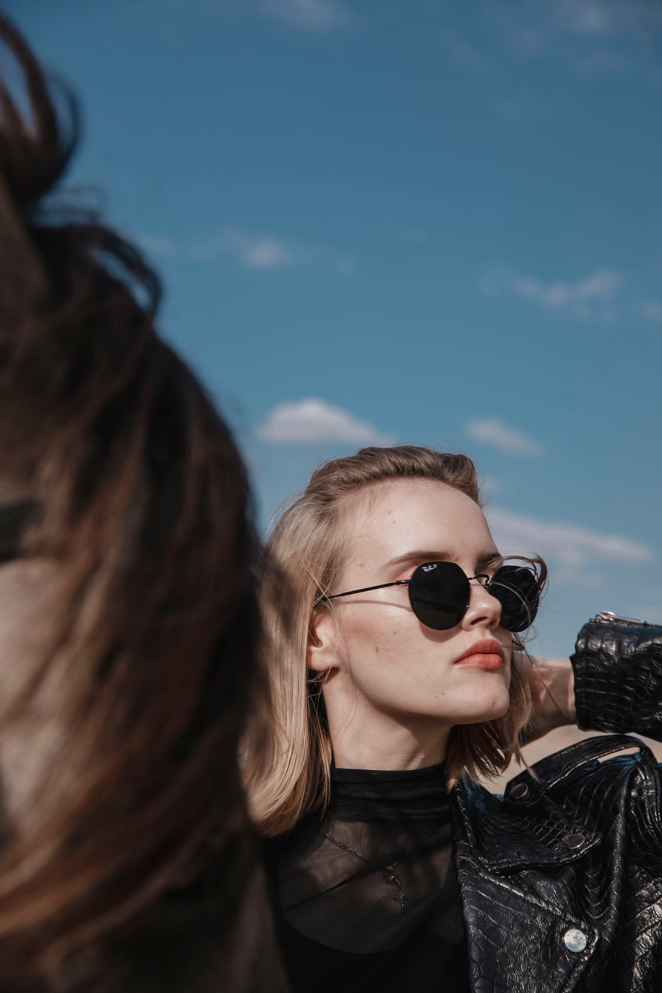 фотосессия с лошадью, фотосессия, лошадь, фотосессия в горах, фото с конем, фотография с лошадью, фотосессия, горы, Кавказ, фотосессия в песках, фотограф Осколкова Ульяна