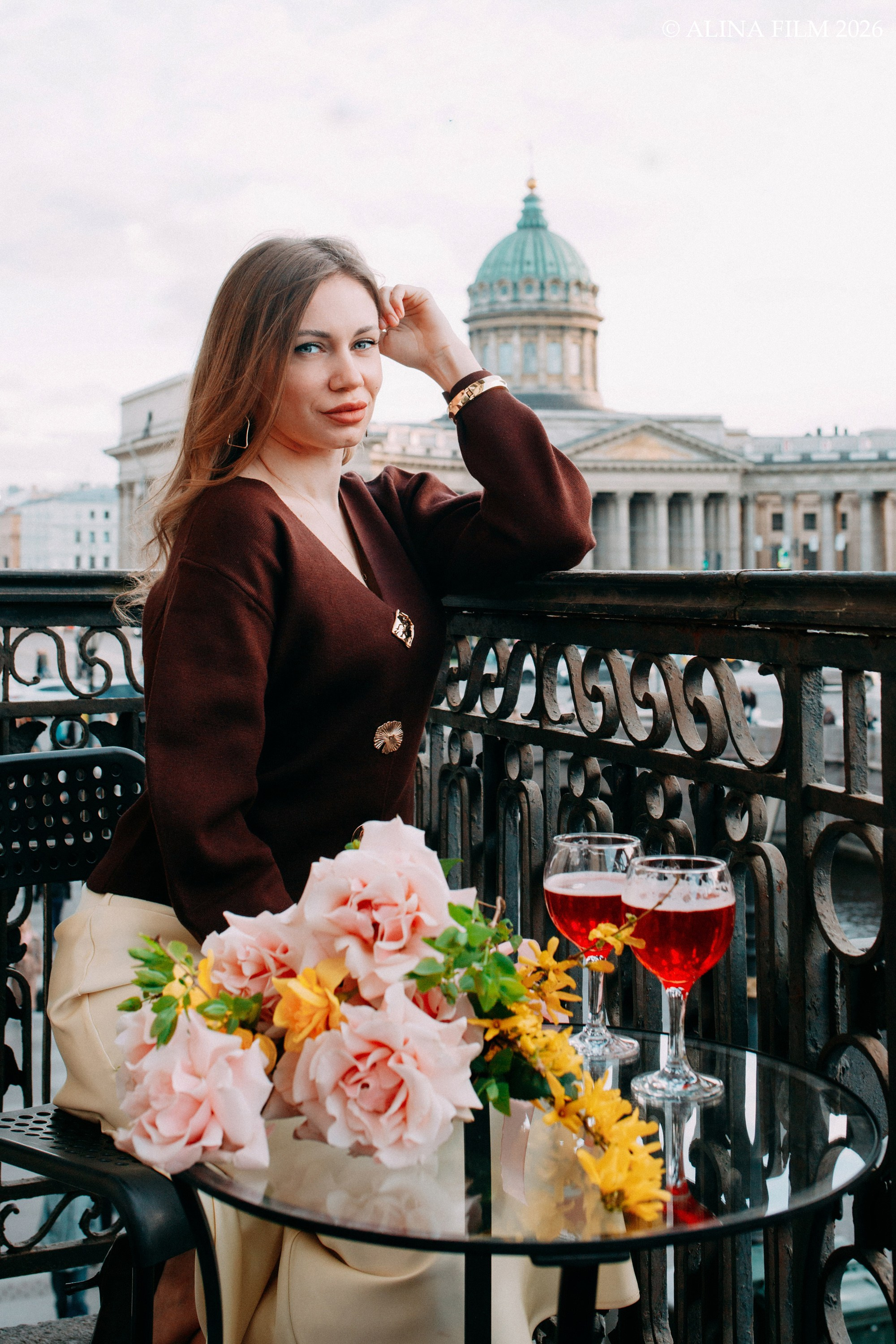 Отель с видом на Казанский собор и Зингер. Фотограф в Санкт-Петербурге Alina Film