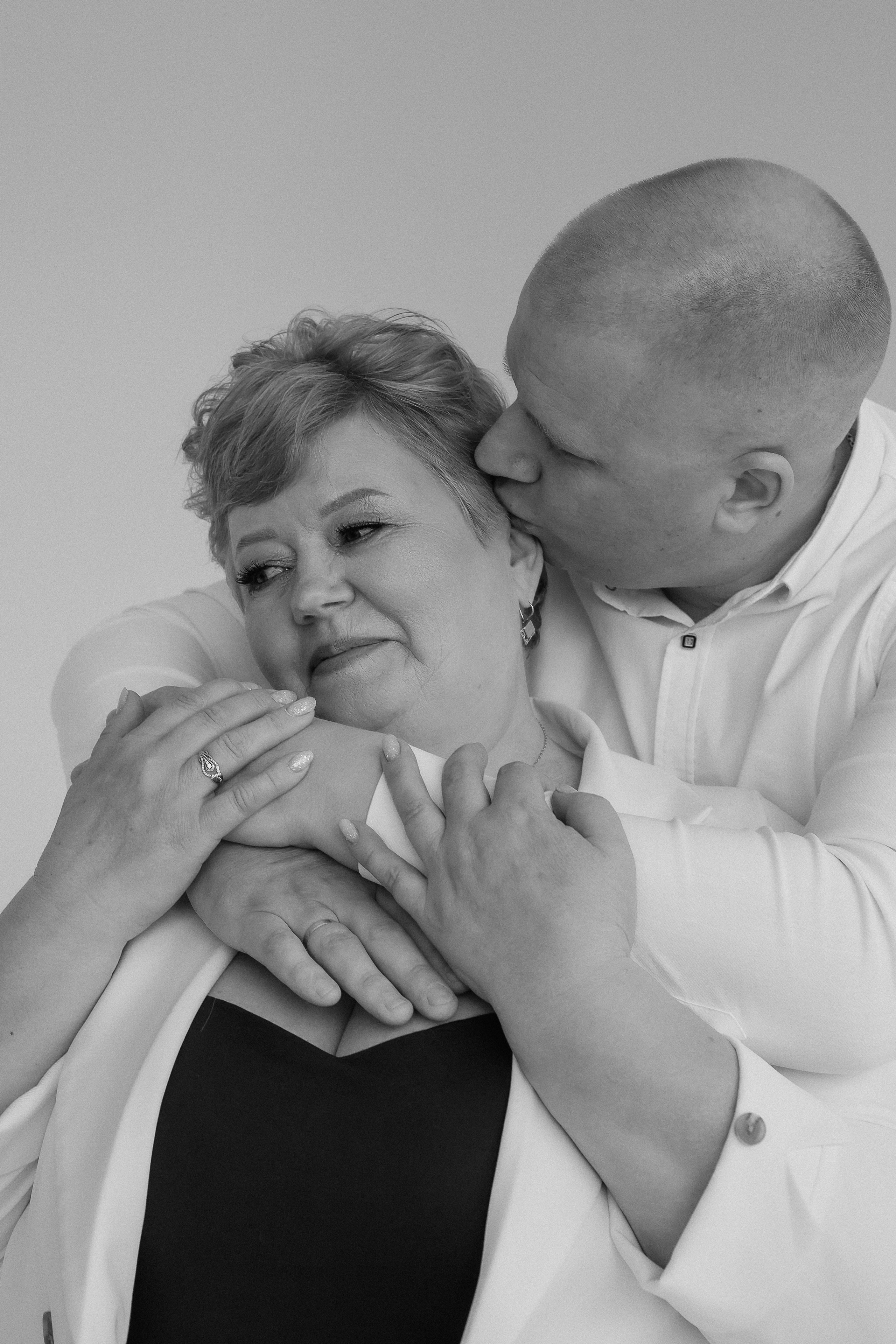 Семейная на циклораме. Фотограф Екатеринубрг/Верхняя Пышма